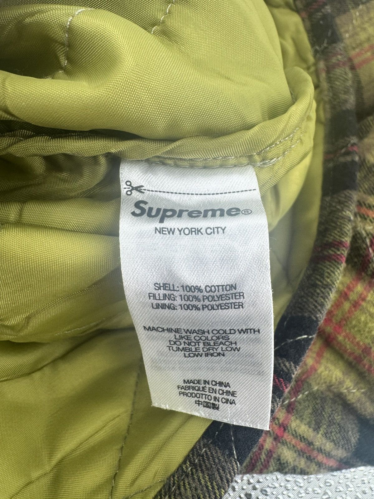 Supreme Supreme Quilted Plaid Flannel Shirt size medium Size US M / EU 48-50 / 2 - 6 Thumbnail
