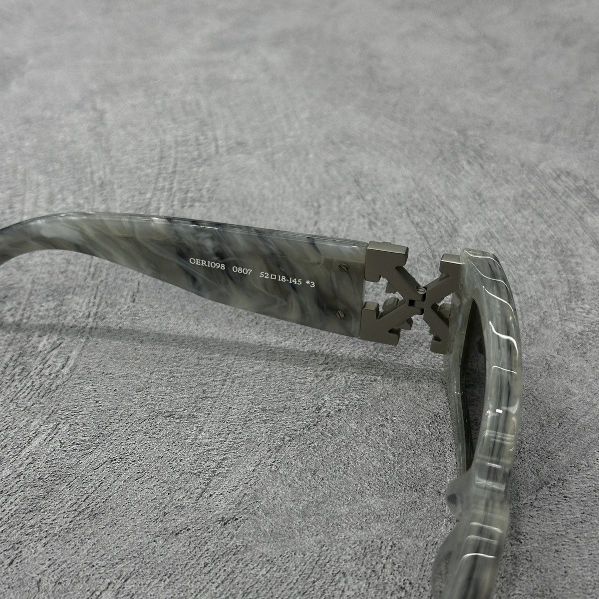 Off-White OFF WHITE ROMA SUNGLASSES Size ONE SIZE - 8 Thumbnail