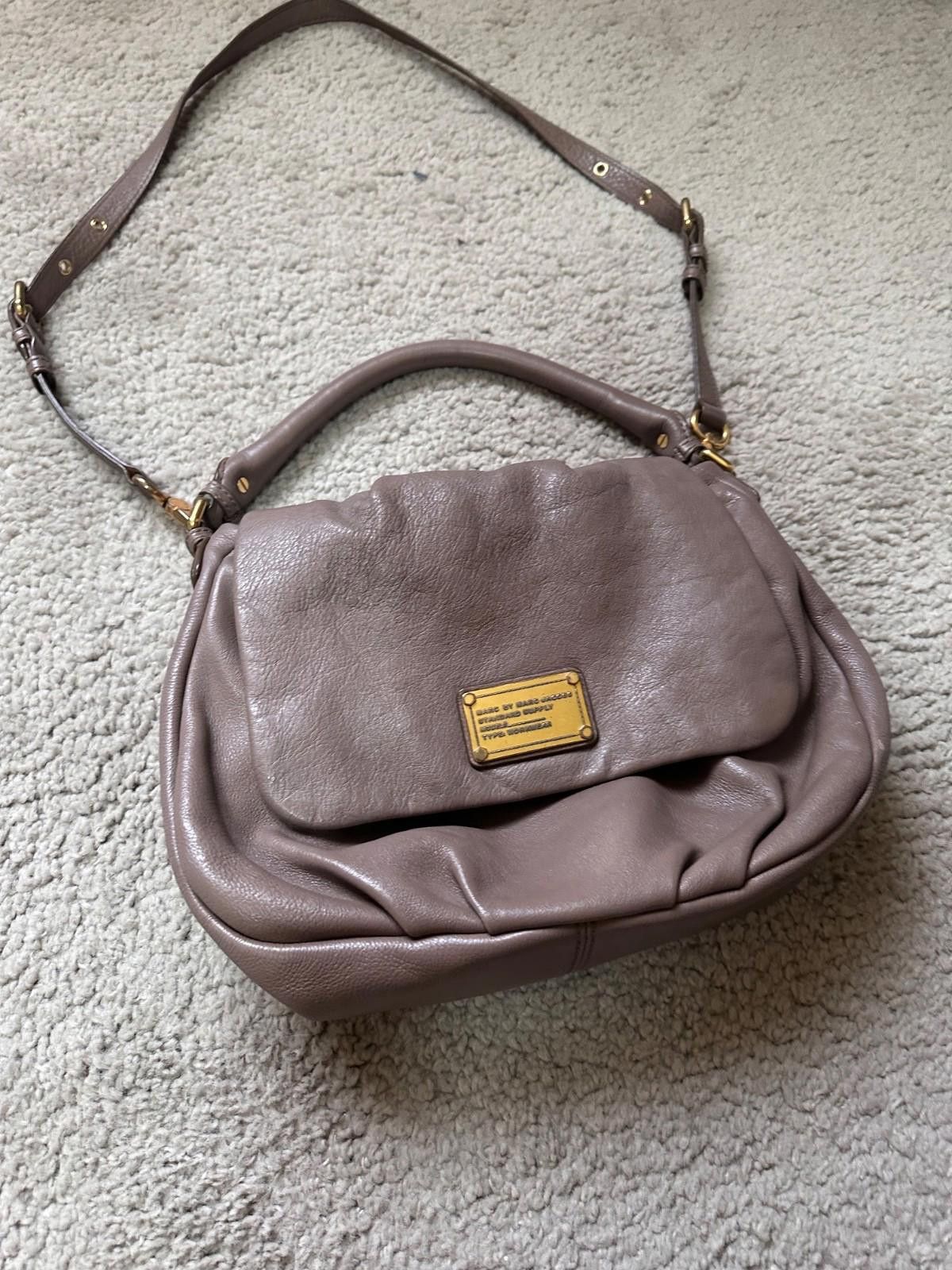 Marc Jacobs Marc by Marc Jacobs Beig Leather Classic Q Lil Ukita Satchel Size ONE SIZE - 3 Thumbnail