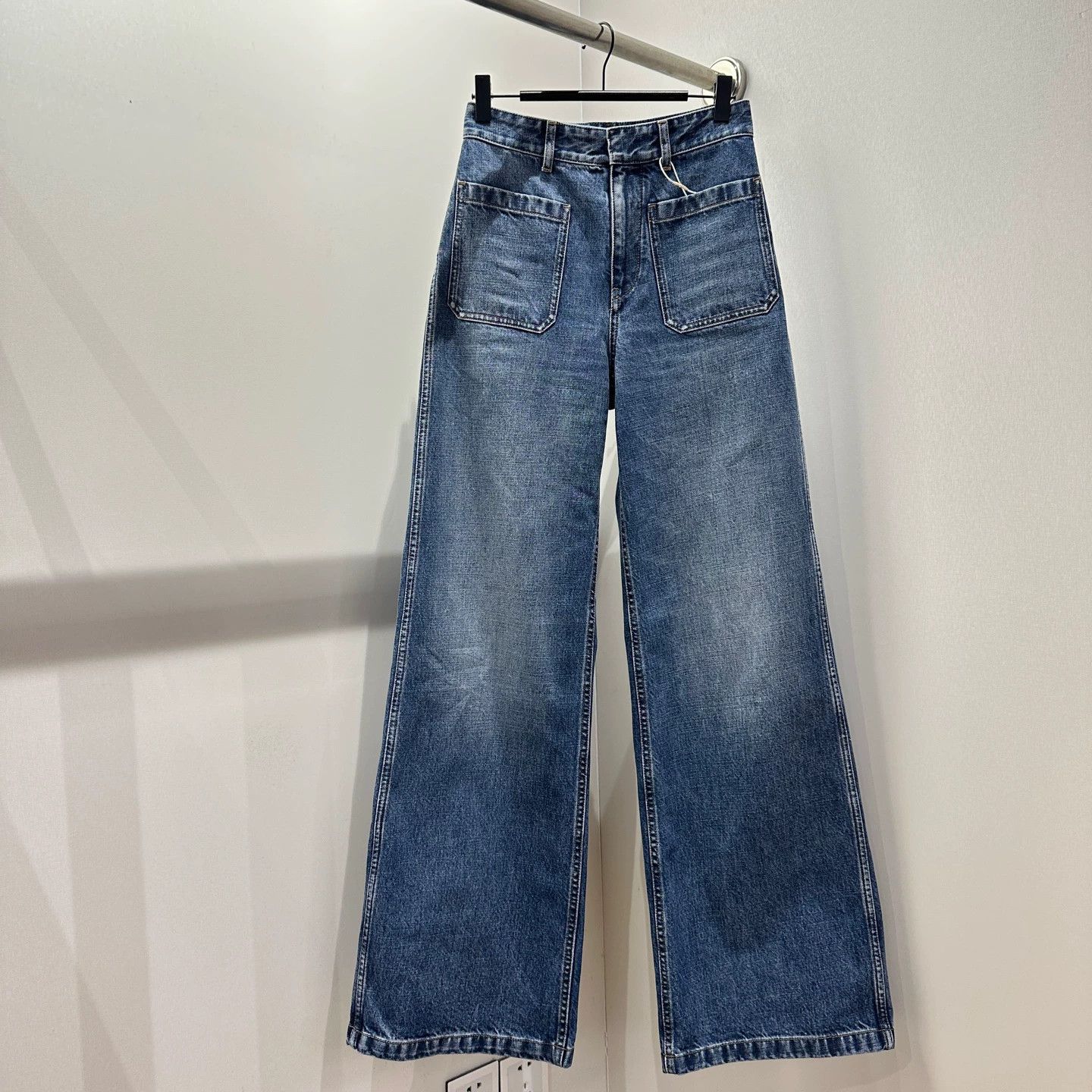 Dior Dior mar382 slogan leather tag wide leg jeans 34 Size 25" / US 0 / IT 36 - 2 Thumbnail
