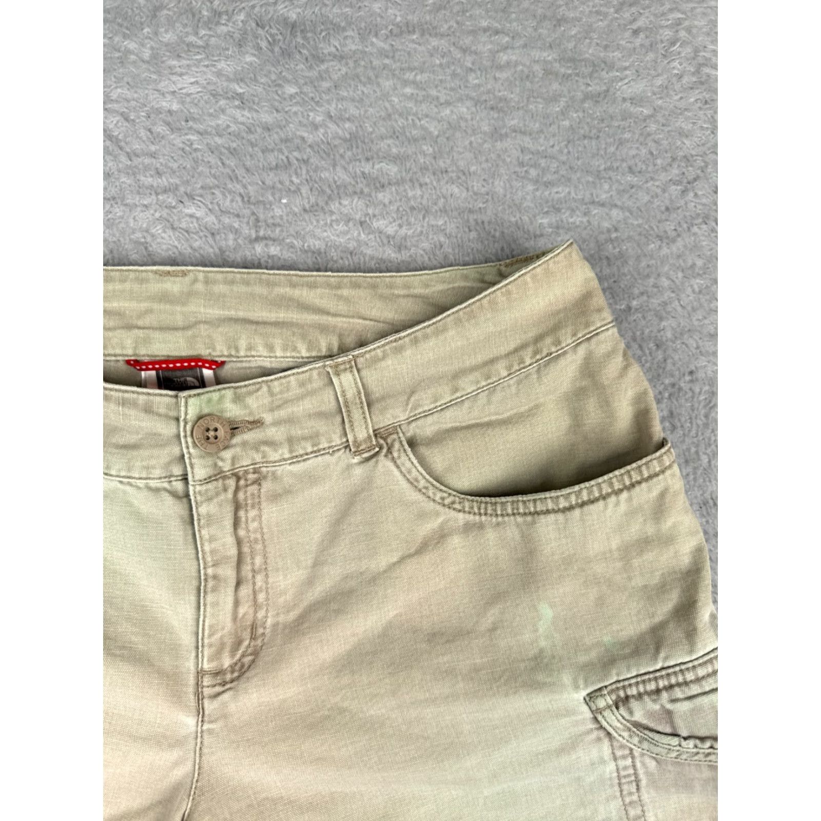 The North Face The North Face Shorts Women 10 Beige 100% Cotton Cargo Hiking Fishing 31x6 Size 32" / US 10 / IT 46 - 5 Thumbnail