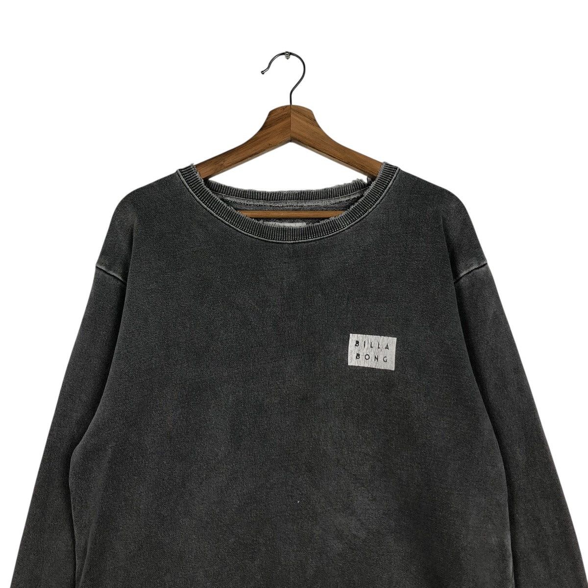 Billabong × Japanese Brand 📌Vintage Sweatshirt Billabong Big Logo Design Faded Design Size US L / EU 52-54 / 3 - 4 Thumbnail