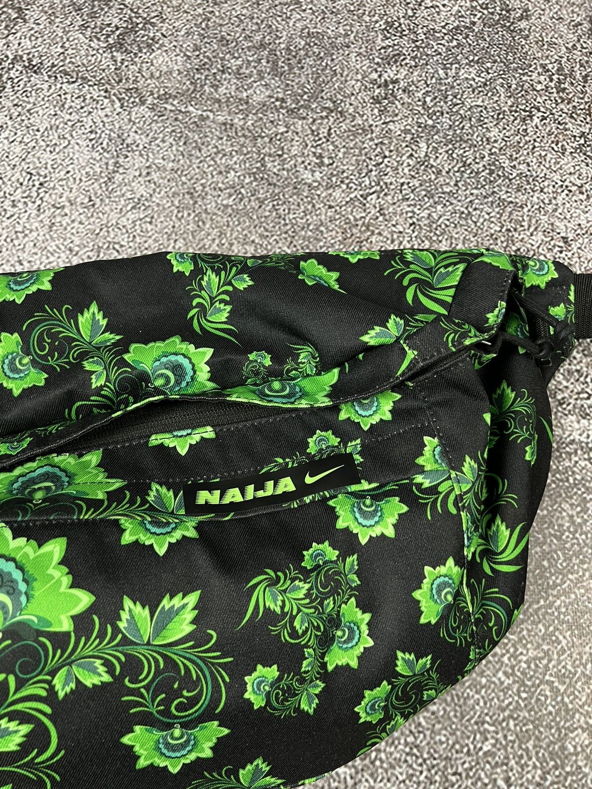Nike Nike World Cup Nigeria Stadium Tech Hip Pack Naija sling bag Size ONE SIZE - 9 Thumbnail