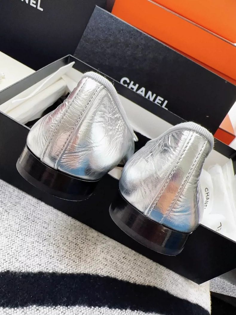 Chanel Chanel Silver and Black Ballet Flats Size US 8 / IT 38 - 8 Thumbnail