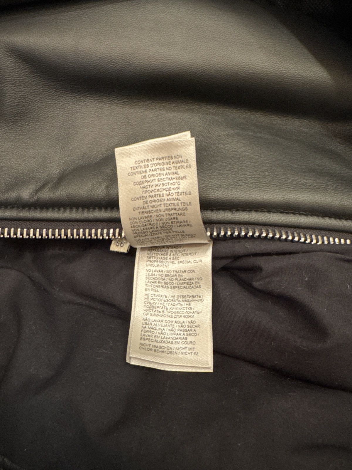Bottega Veneta Matt Foulard Nappa in Black Size US L / EU 52-54 / 3 - 18 Thumbnail