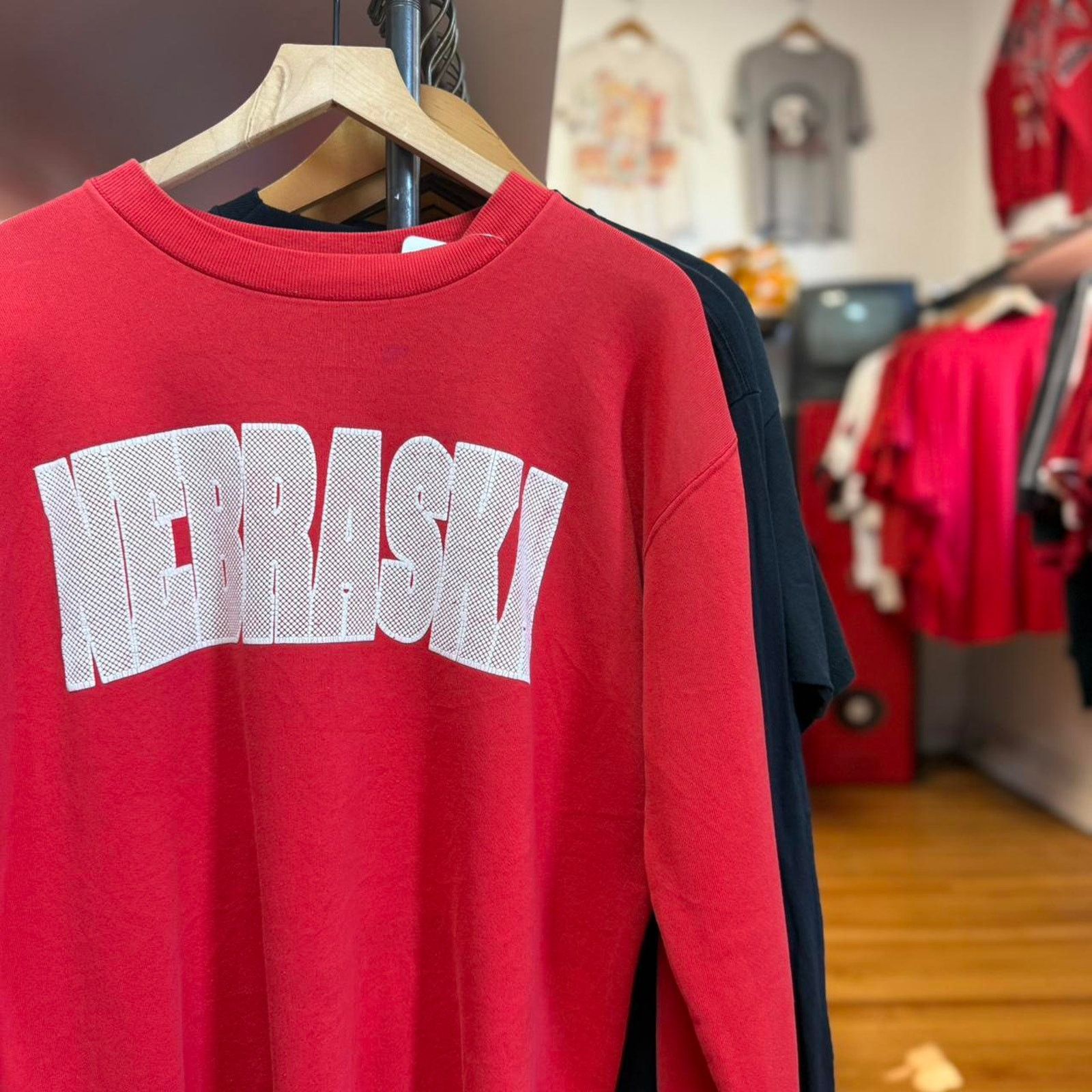 Vintage Vintage 90s Nebraska Huskers Crewneck Size US L / EU 52-54 / 3 - 8 Thumbnail