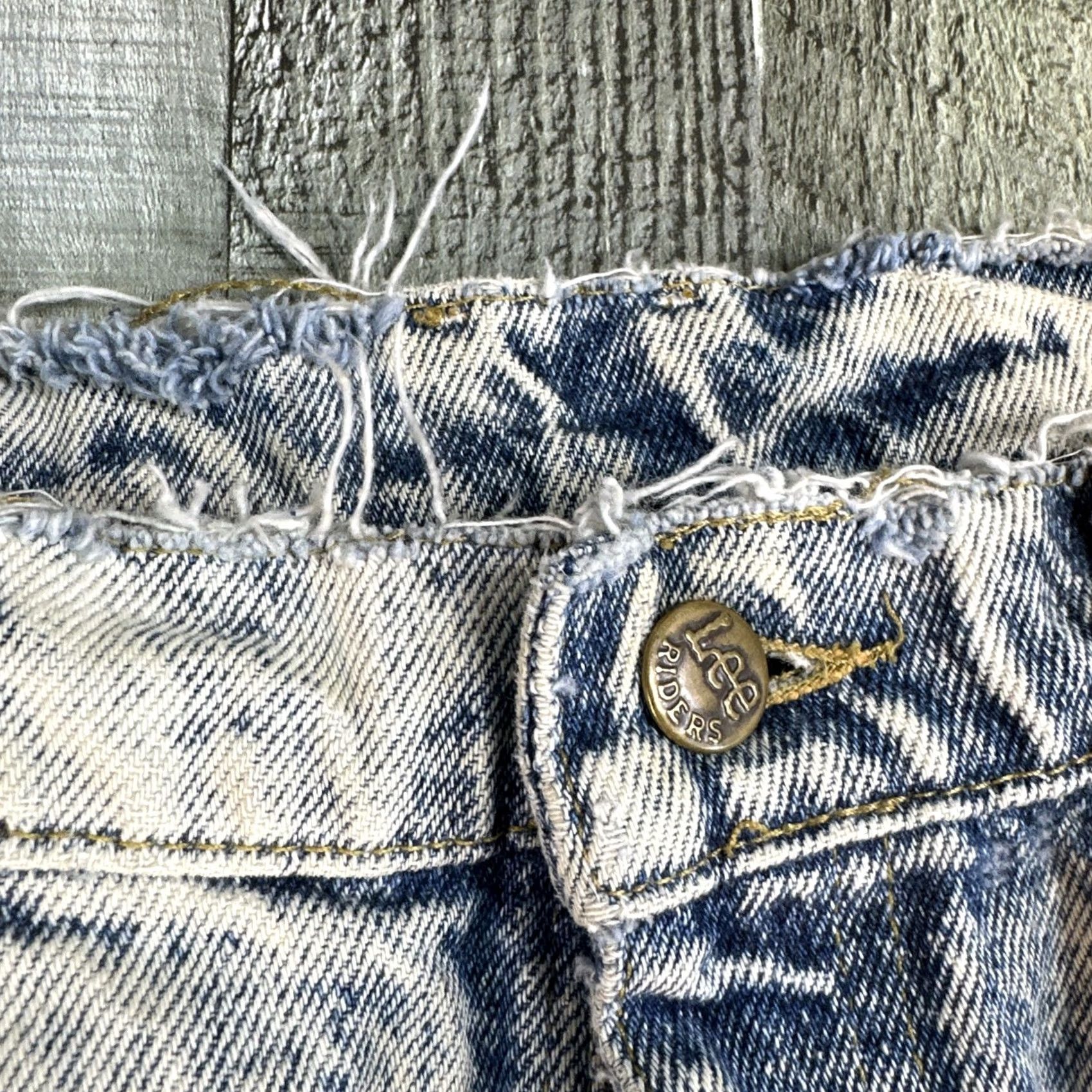Lee VINTAGE Lee Frosted Rider VTG 12P Relaxed Leg Tapered Acid Wash 80s Mom Jeans USA Size 34" / US 12 / IT 48 - 3 Thumbnail