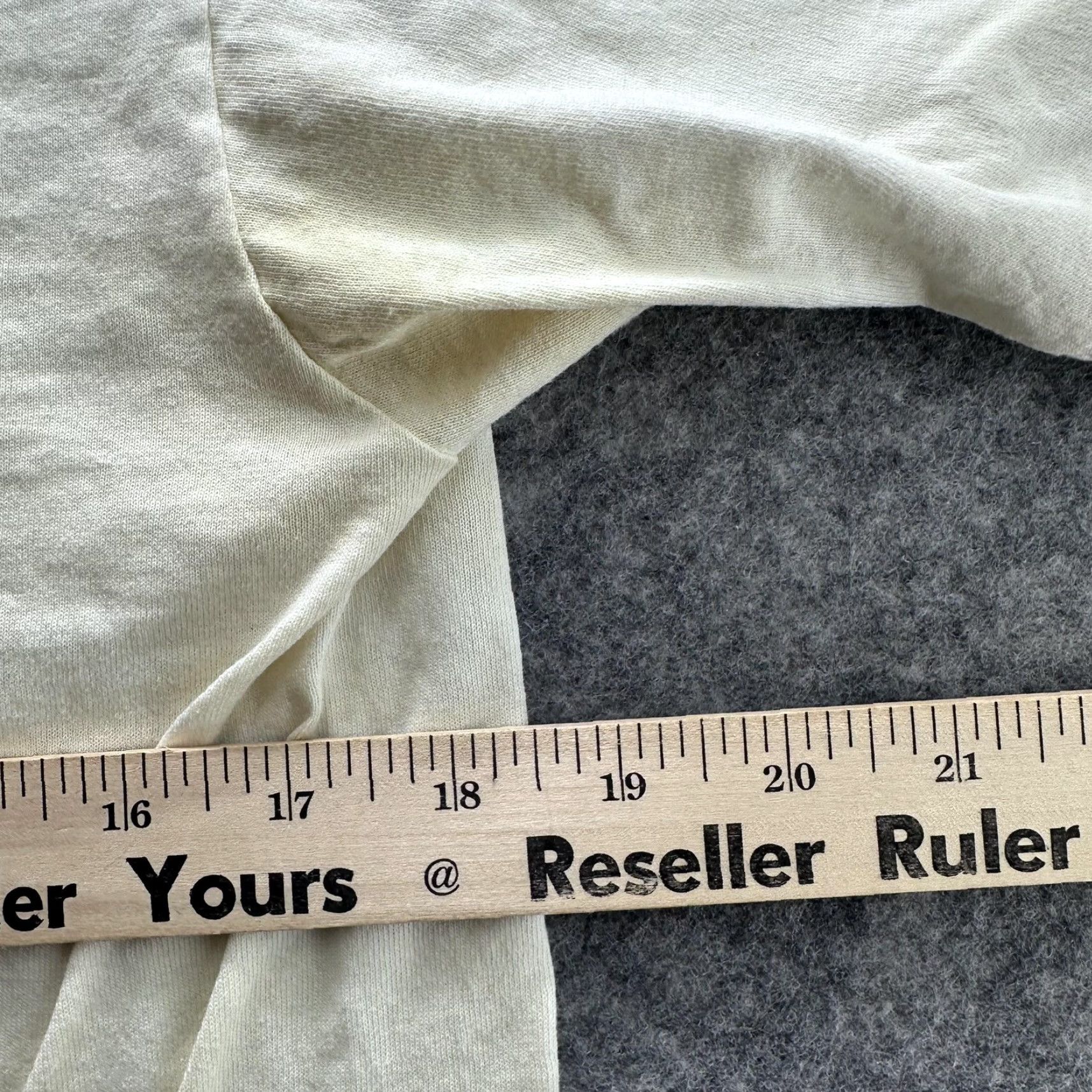 Other VINTAGE Cochecton Center Community Center Shirt Mens Medium White Graphic Tee Crewneck Size US M / EU 48-50 / 2 - 6 Thumbnail