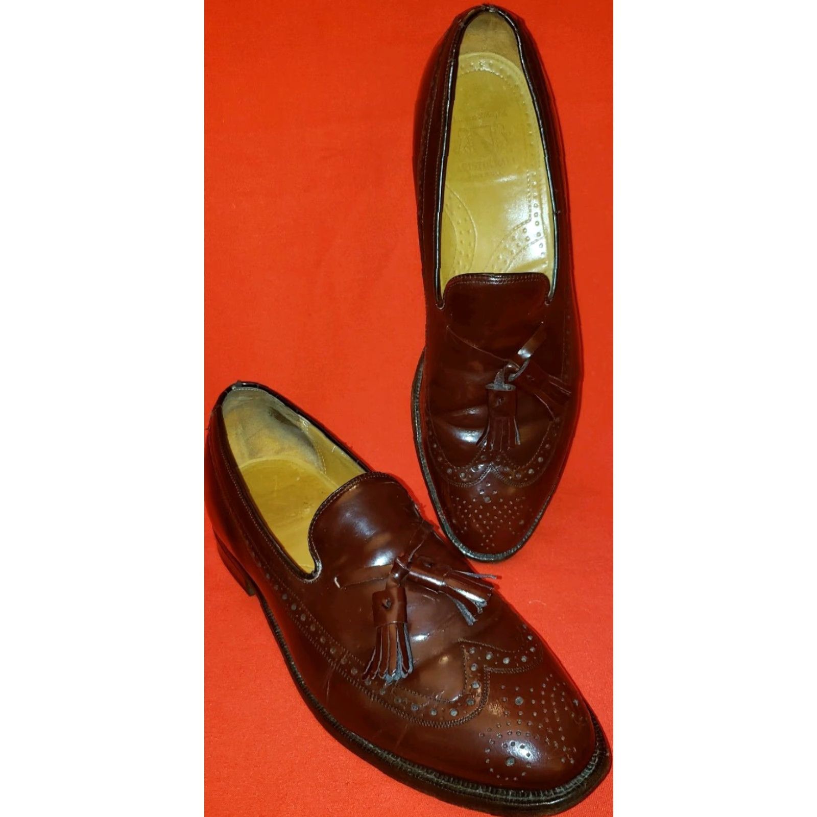 Johnston & Murphy Johnston & Murphy Aristocraft Men's Wingtip Loafer Sz 9C/A Oxblood Brown Tassels Leather Dress Shoes Size US 9 / EU 42 - 2 Thumbnail