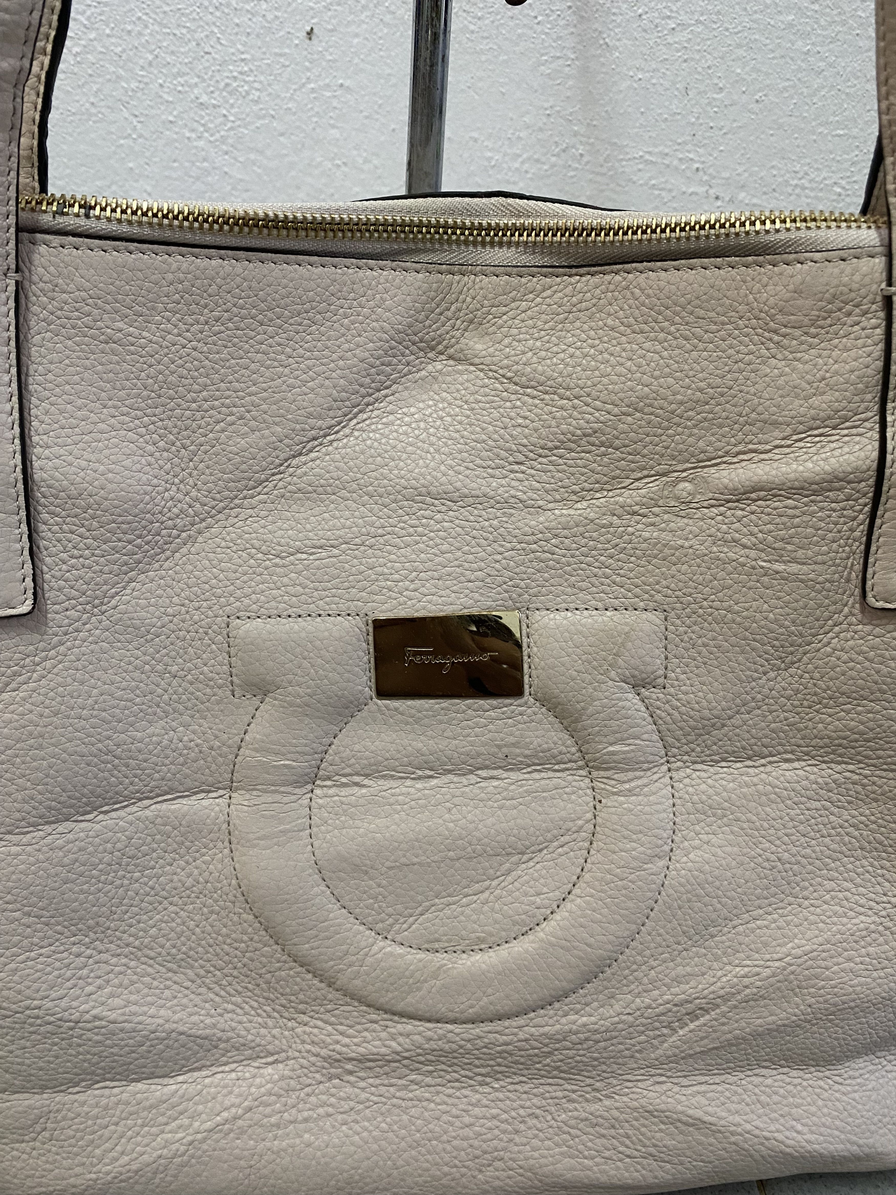 Salvatore Ferragamo × Vintage Vintage Salvatore Ferragamo Leather Totebag Size ONE SIZE - 3 Thumbnail