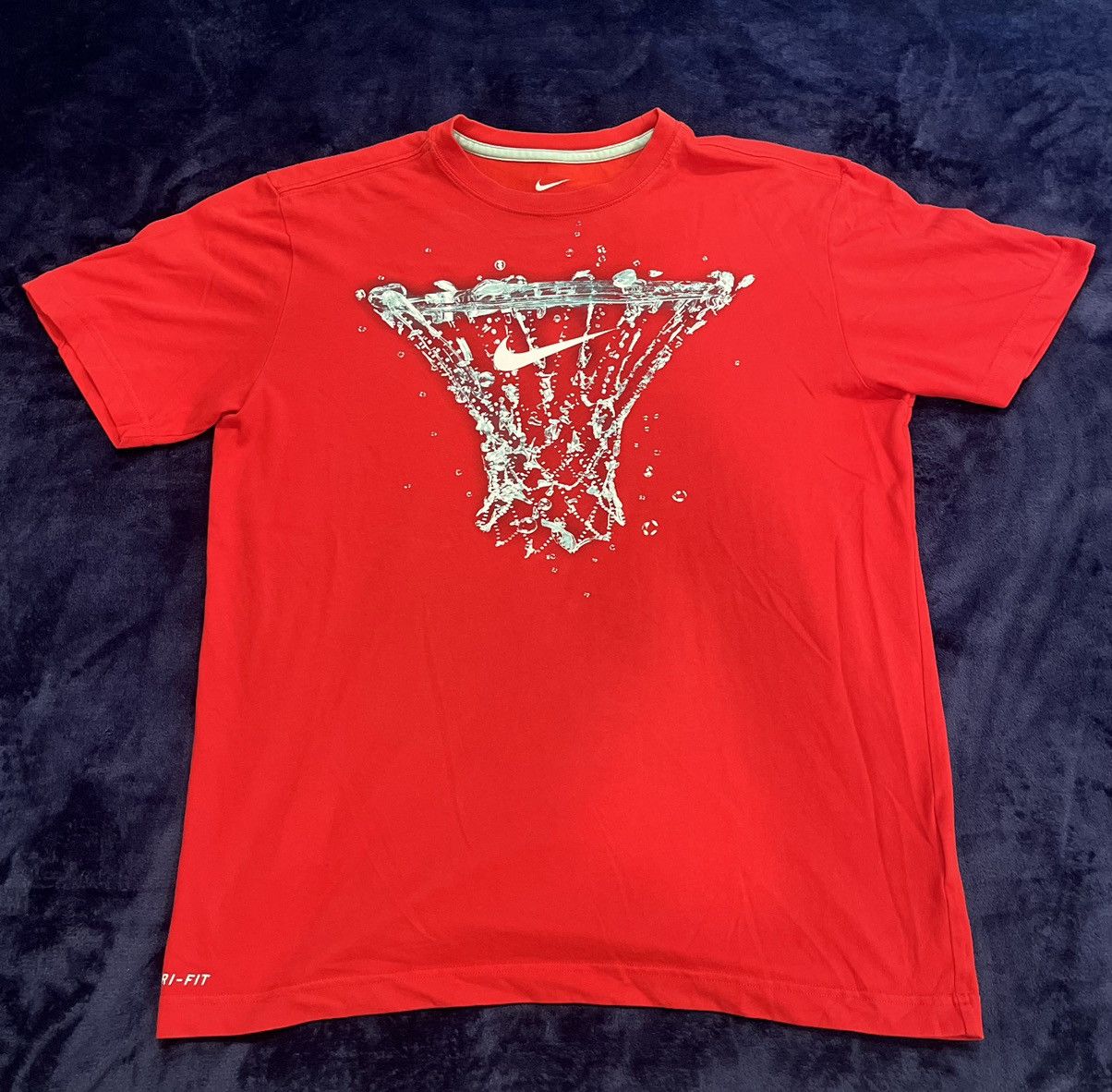 Nike × Vintage Red Nike Tee Size US M / EU 48-50 / 2 - 1 Thumbnail