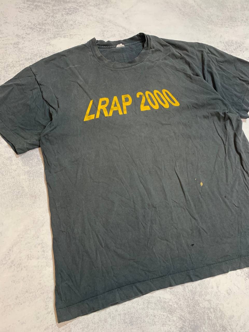 Vintage LRap ultrarare vintage distressed man tee Size US L / EU 52-54 / 3 - 7 Thumbnail