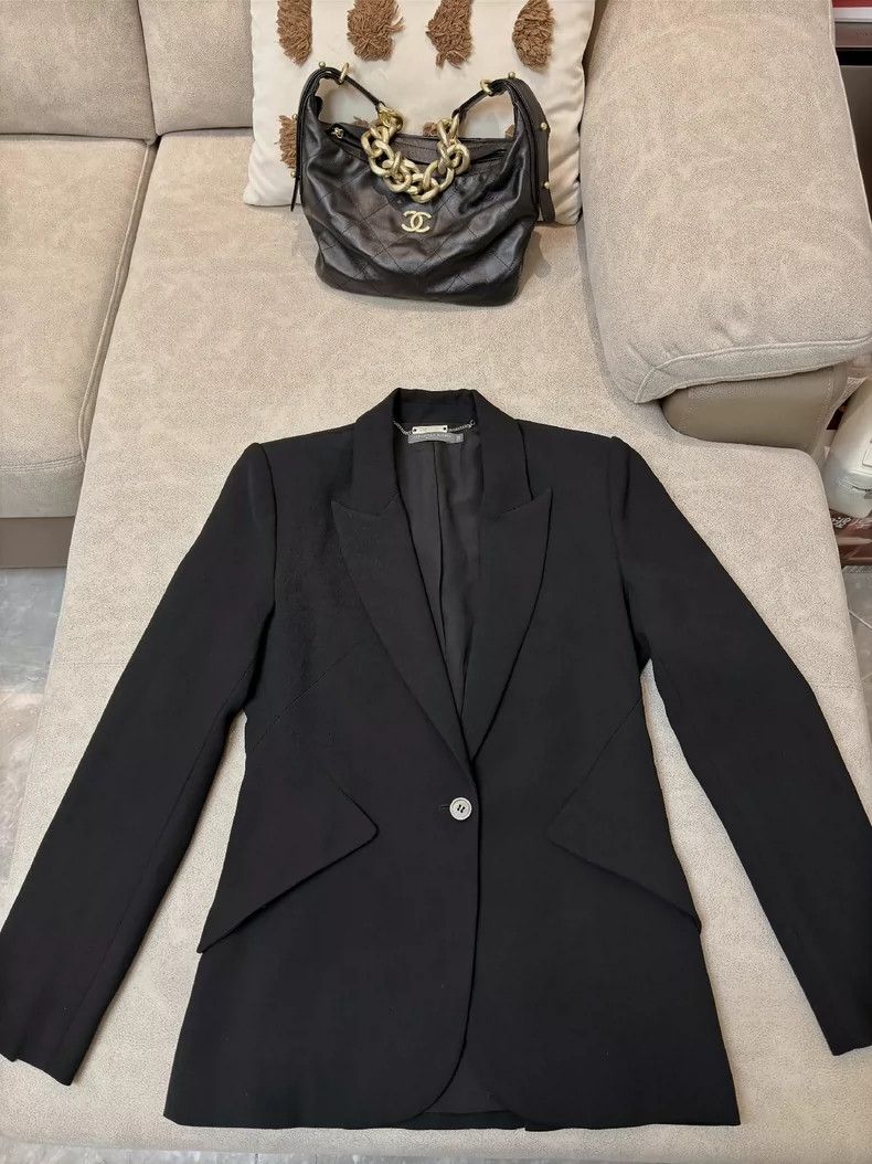 Alexander McQueen Alexander McQueen Black Blazer Jacket- DMC Size US S / EU 44-46 / 1 - 1 Thumbnail