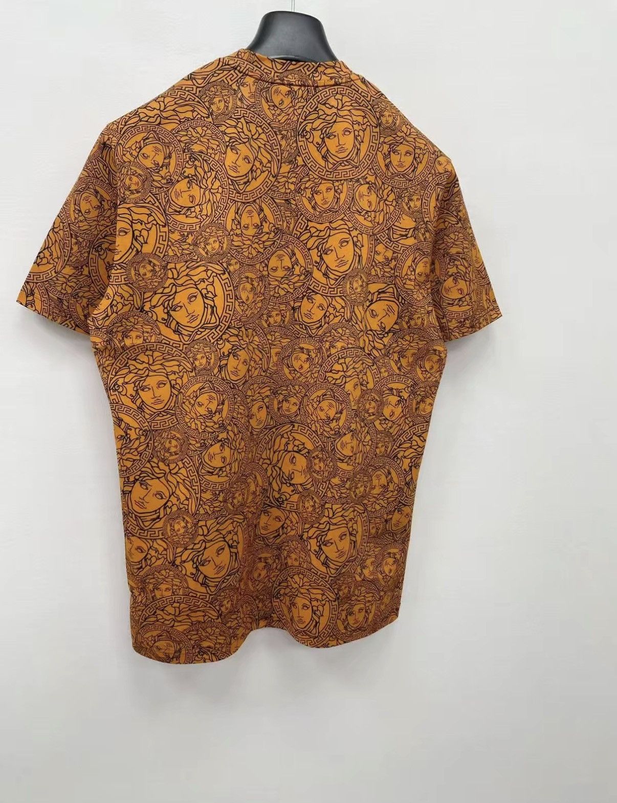 Versace VERSACE 100% Cotton Short Sleeve T-shirt J30 Size US S / EU 44-46 / 1 - 6 Thumbnail