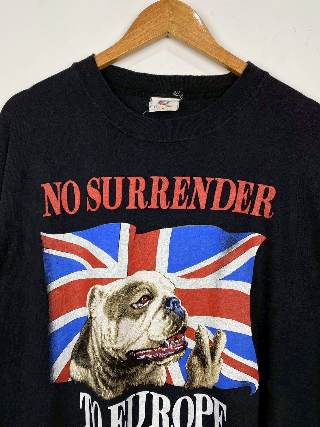 Vintage Vintage Zip It London No Surrender T-Shirts DO1256 Size US XL / EU 56 / 4 - 1 Thumbnail
