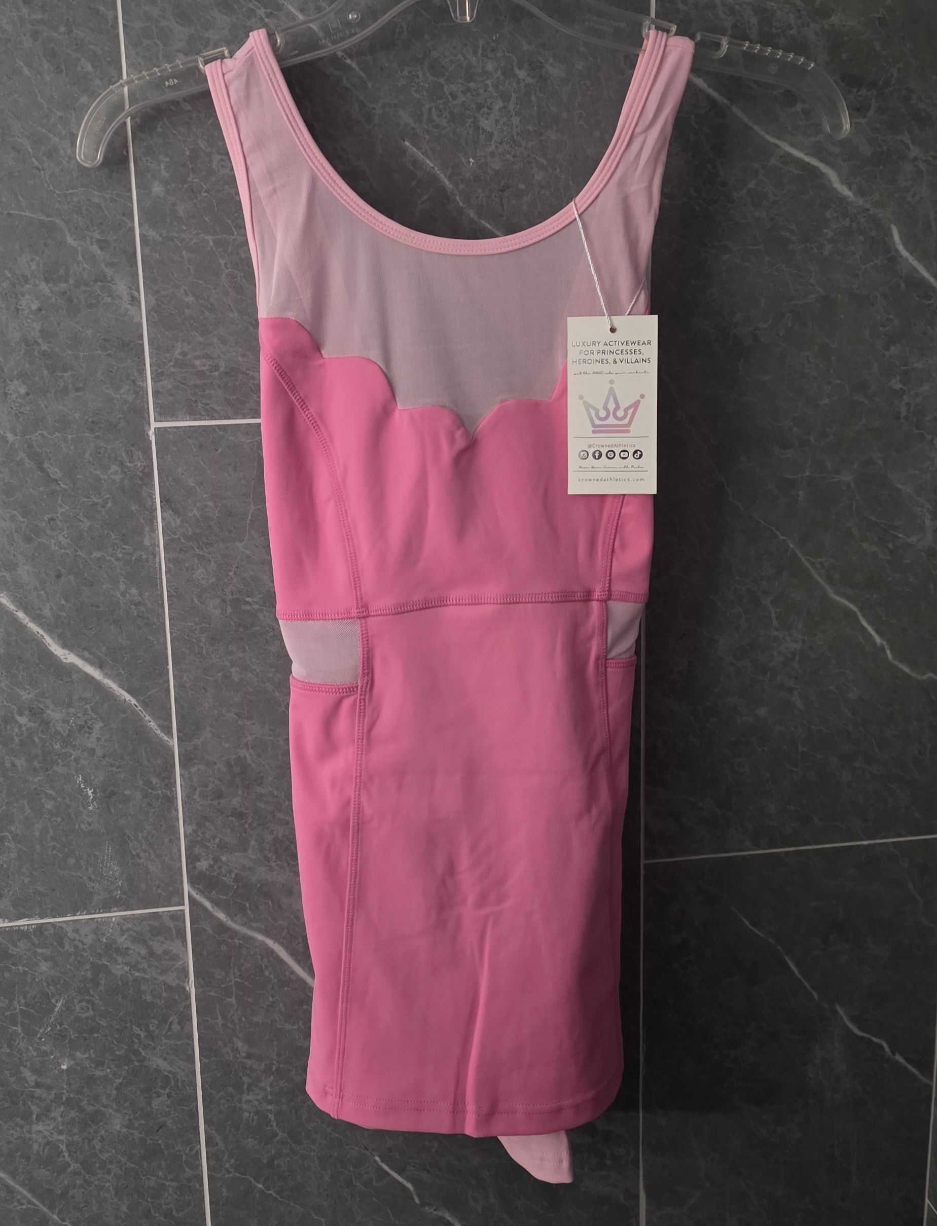 Other NWT Crowned Athletics Mermaid Princess Pink Tank Top M Size M / US 6-8 / IT 42-44 - 1 Thumbnail
