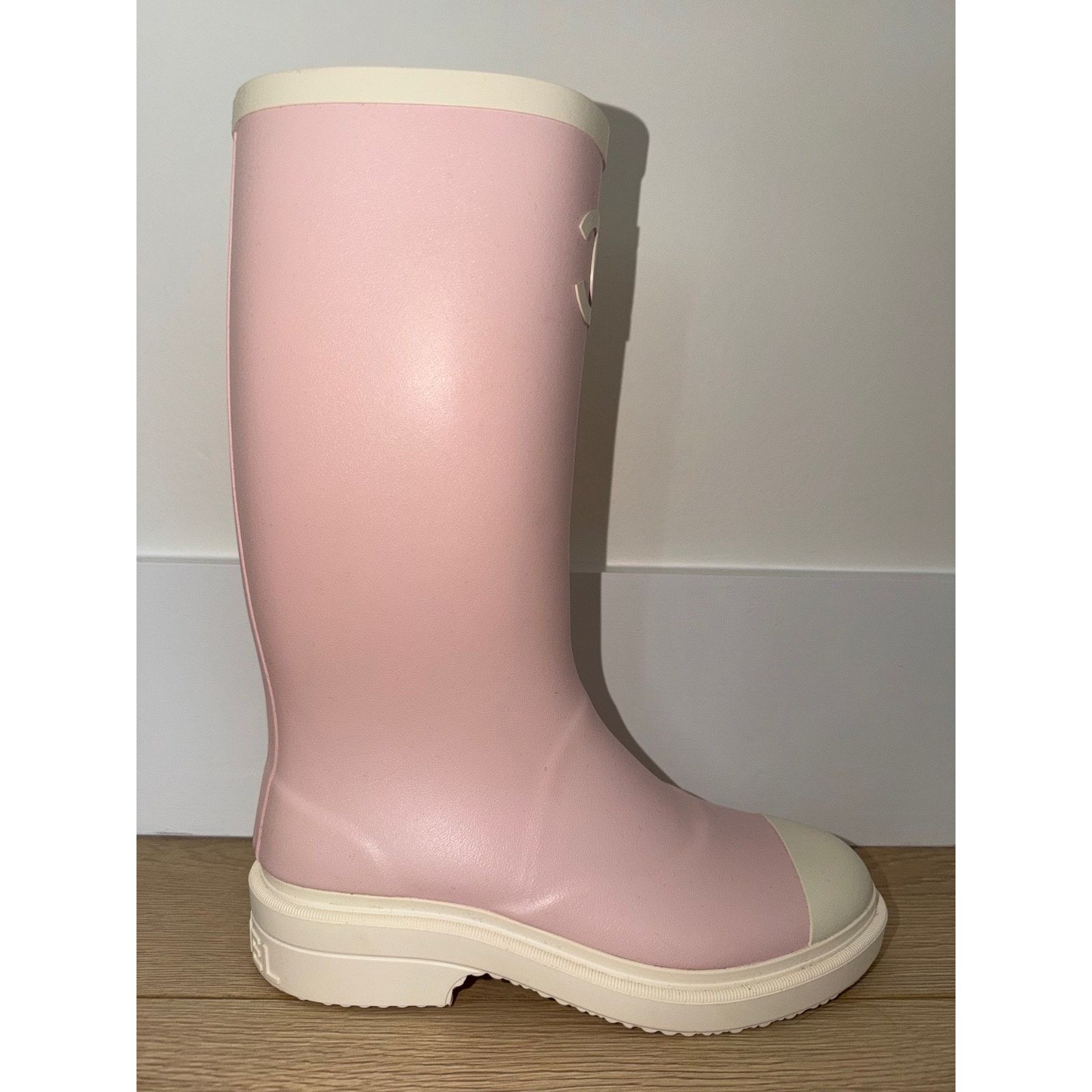 Chanel Chanel Rose Pink White Rubber Rain Boots 38 Size US 8 / IT 38 - 2 Thumbnail