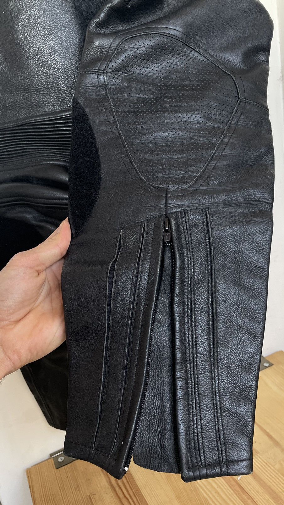 Other Akito Leather Motorcycle Pants - Size 34 Excellent Condition Size US 34 / EU 50 - 6 Thumbnail