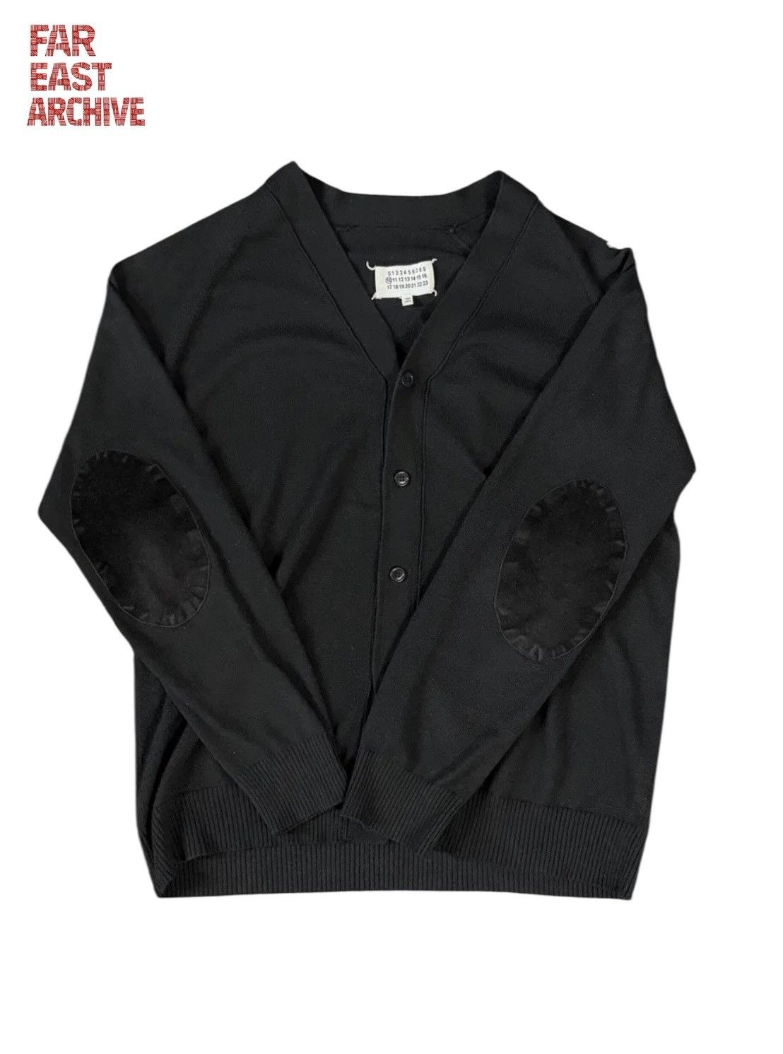 Maison Margiela Maison Margiela Elbow Patch Cardigan Size US L / EU 52-54 / 3 - 1 Thumbnail