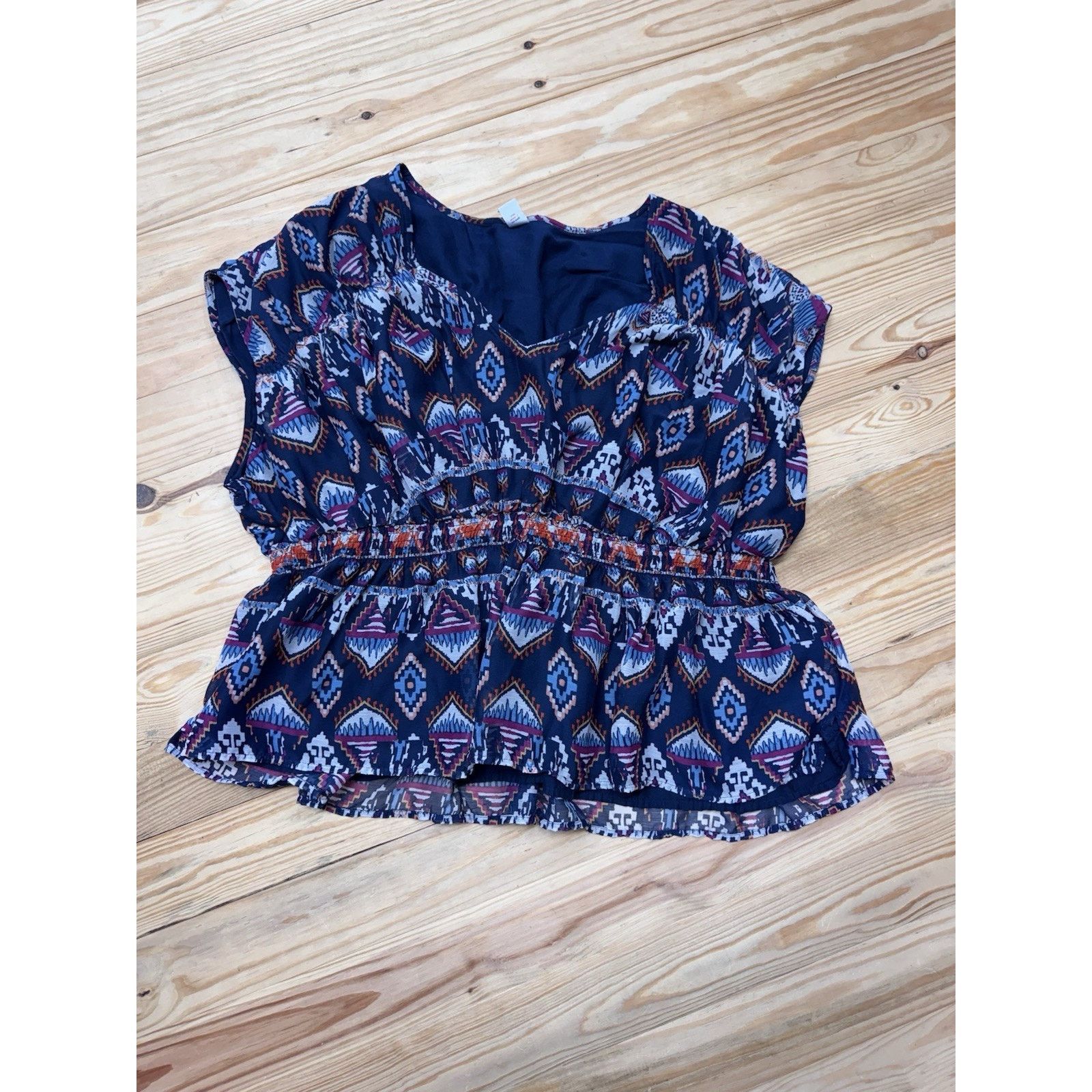 Old Navy Old Navy Top Blue V-Neck Blouse Smocked Waist Women’s 2X Size XXL / US 16-18 / IT 52-54 - 4 Thumbnail