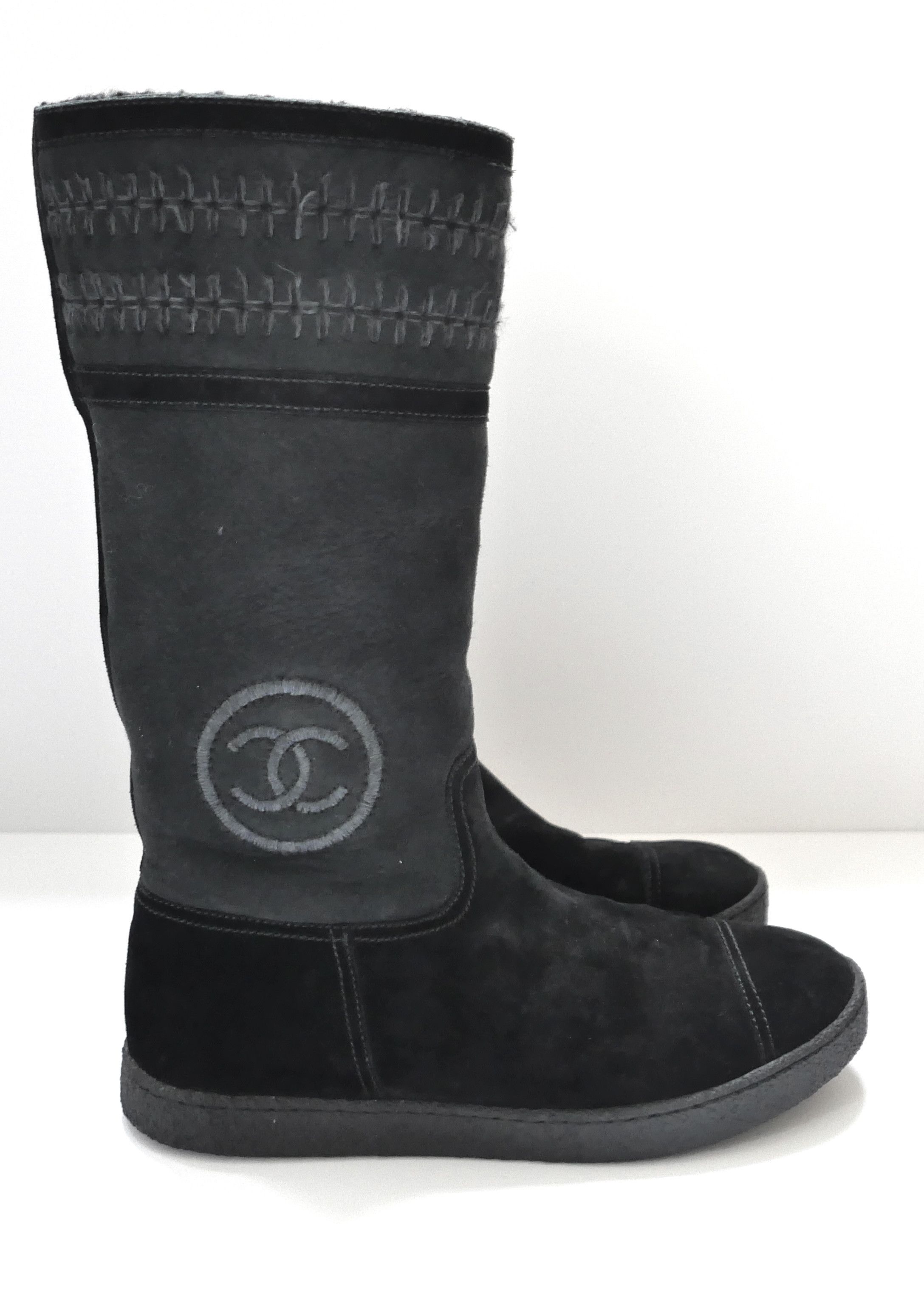 Chanel Chanel CC Logo Shearling Lined Mukluk Boots Size US 7.5 / IT 37.5 - 1 Thumbnail