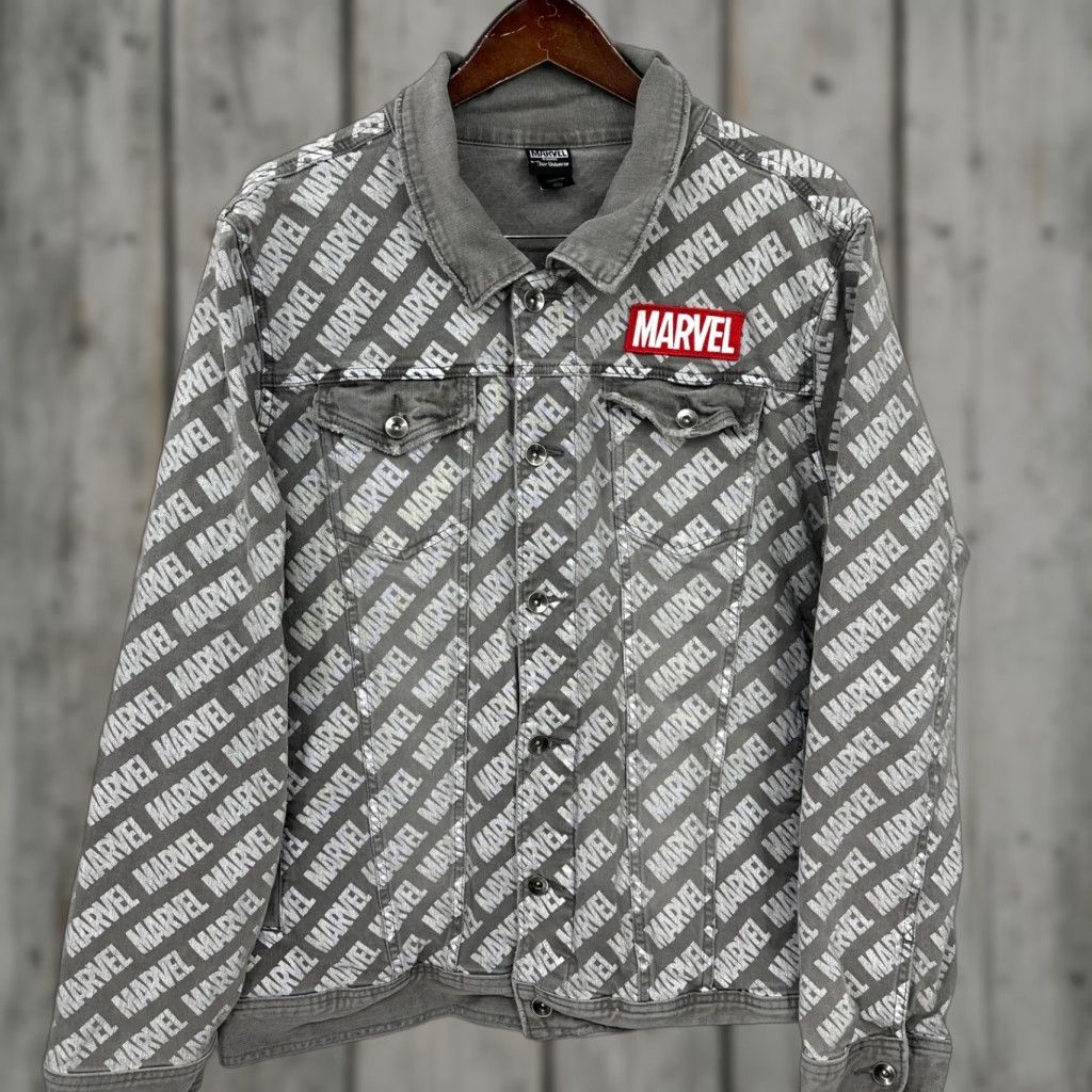 Disney Disney Marvel Her Universe Jacket Womens Denim Trucker Gray 2XL All Over Print Size XXL / US 16-18 / IT 52-54 - 1 Thumbnail