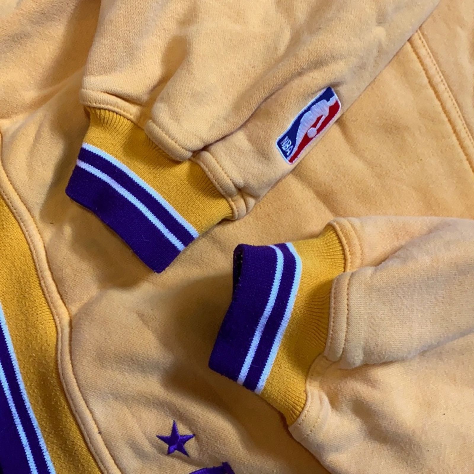 Nike 90s Nike LA Lakers Center Swoosh Hoodie Size US L / EU 52-54 / 3 - 9 Thumbnail
