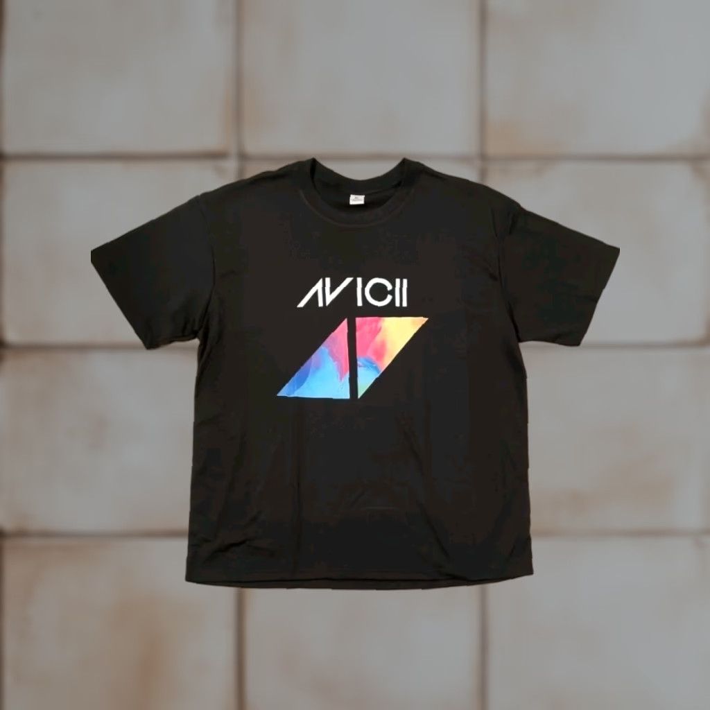 Logo 7 Vintage Avicii Logo Classic Black Extra Large Black T Shirt 46" Chest 30" Length Size US XL / EU 56 / 4 - 1 Thumbnail