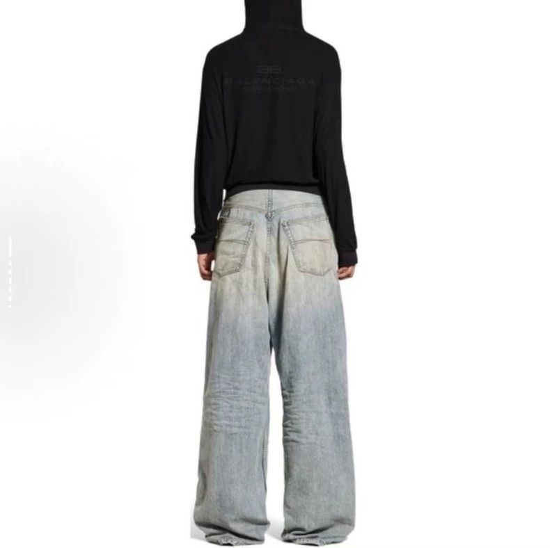 Balenciaga Balenciaga size XS Distressed Mid-Rise Straight-Leg Jeans Size US 27 - 5 Thumbnail