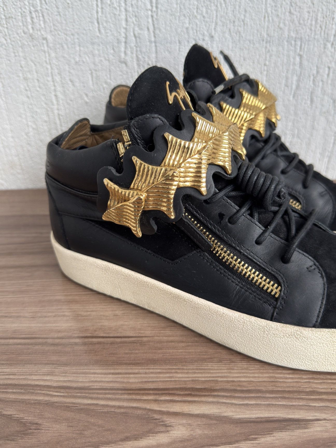 Giuseppe Zanotti Y2k😮‍💨🔥Gold strap buckle strap Sneaker Size US 10 / EU 43 - 14 Thumbnail