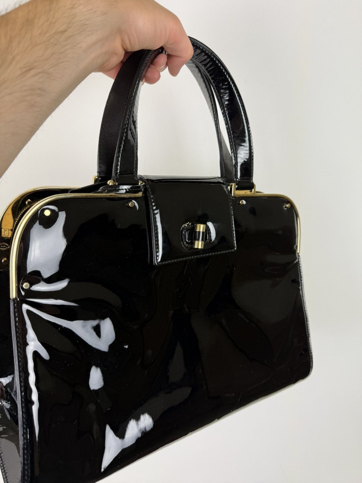 Yves Saint Laurent Yves Saint Laurent Black Patent Leather Uptown Satchel Bag Size ONE SIZE - 20 Thumbnail