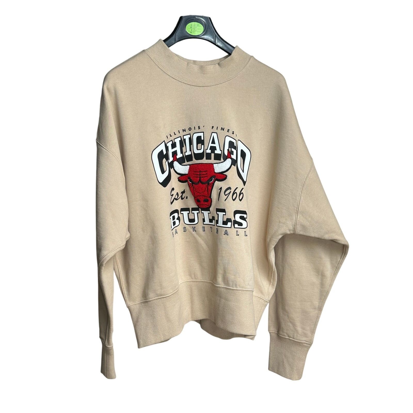 NBA Chicago Bulls Vintage NBA Beige Crewneck -Size S/M - New Size US M / EU 48-50 / 2 - 1 Thumbnail