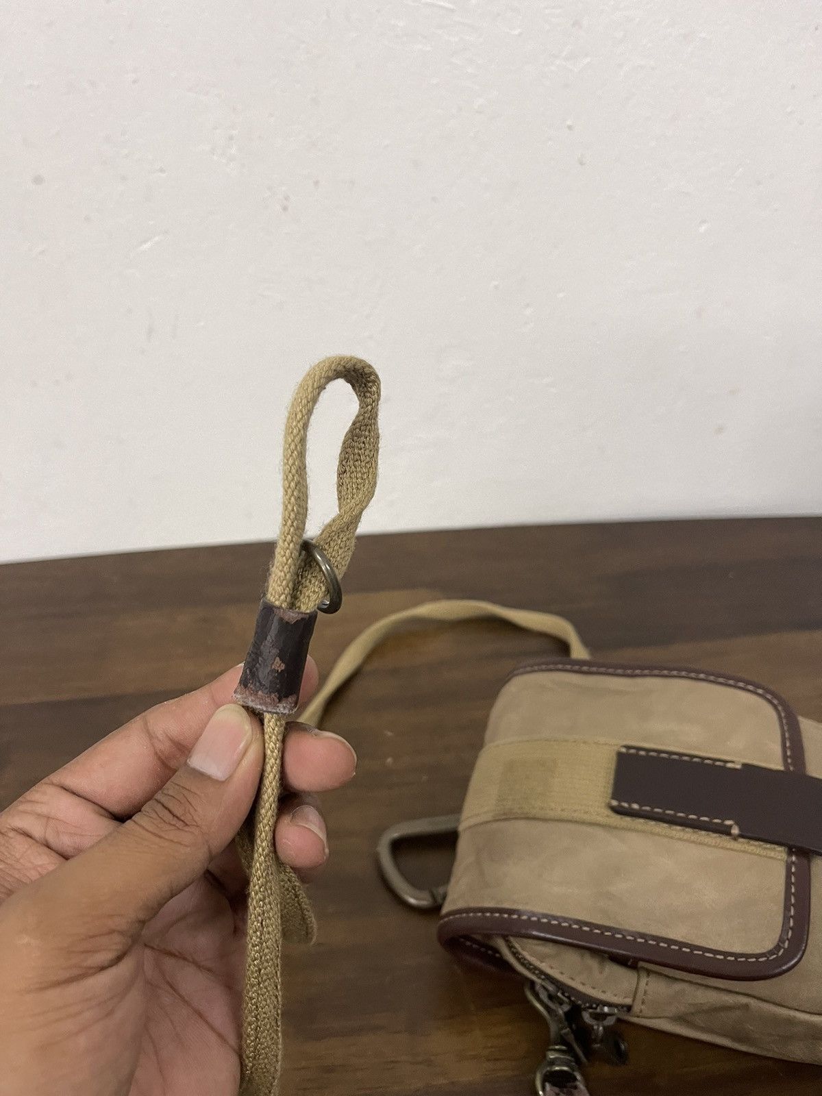Japanese Brand × Takeo Kikuchi Unisex Takeo Kikuchi Quick Pocket Leather Crossbody bag Size ONE SIZE - 8 Thumbnail