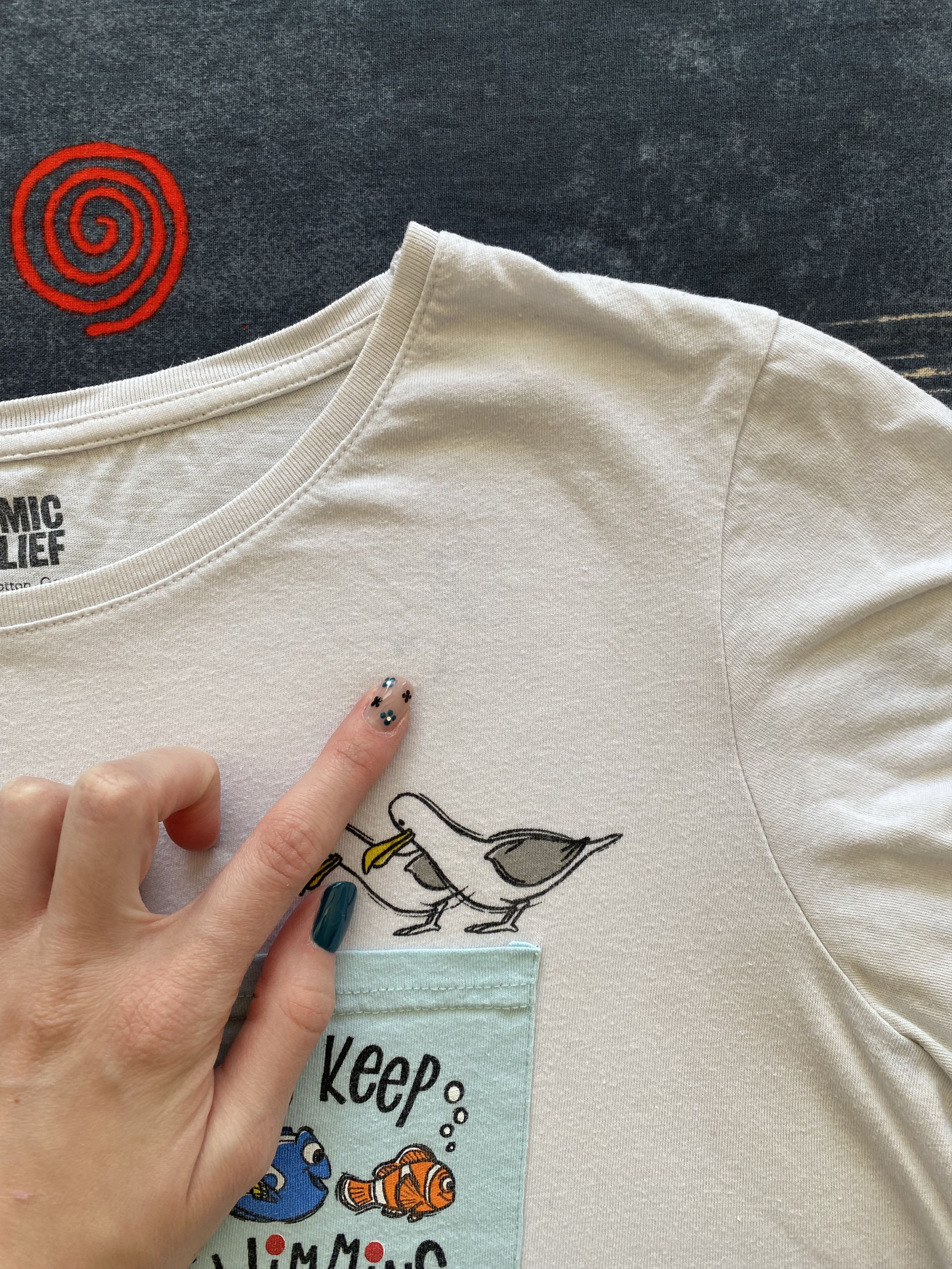 Cartoon Network Comic Relief Finding Nemo Vintage Cartoon T-shirt Size L / US 10 / IT 46 - 18 Thumbnail