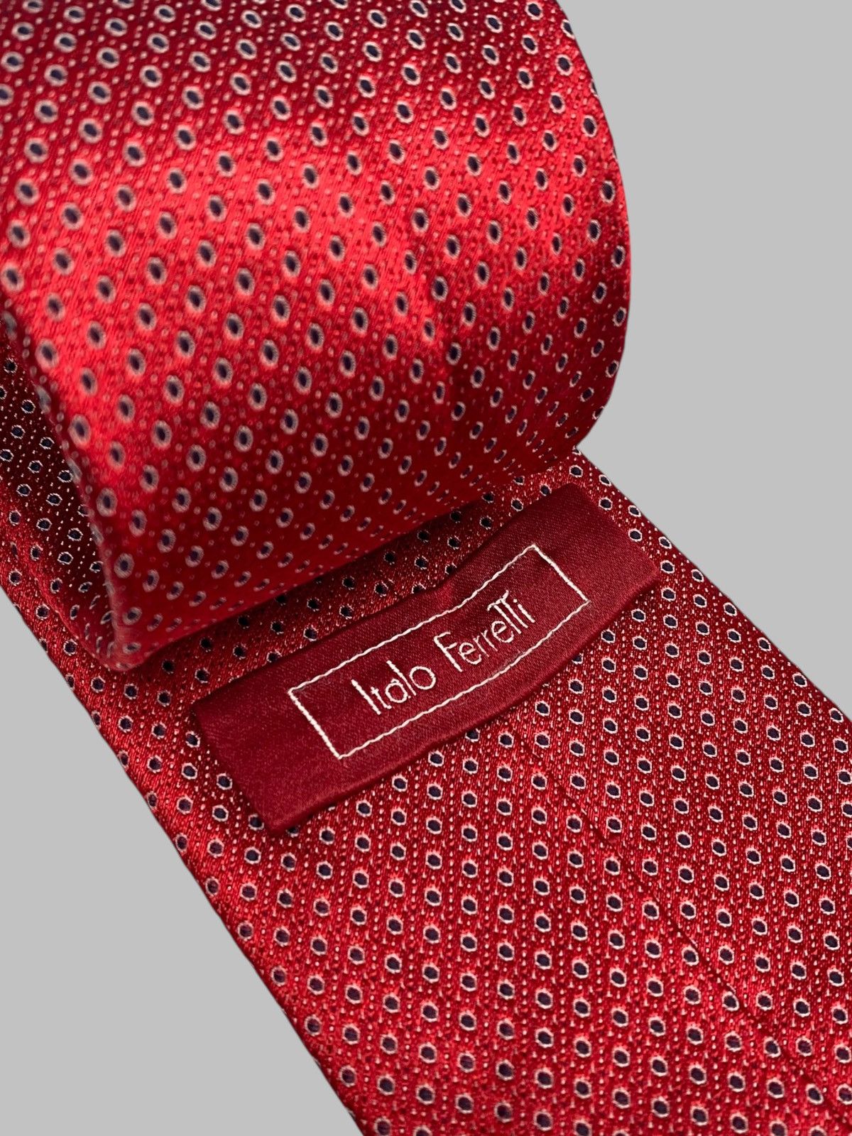 Other Italo Ferretti Tie Red 100% Silk Size ONE SIZE - 3 Thumbnail