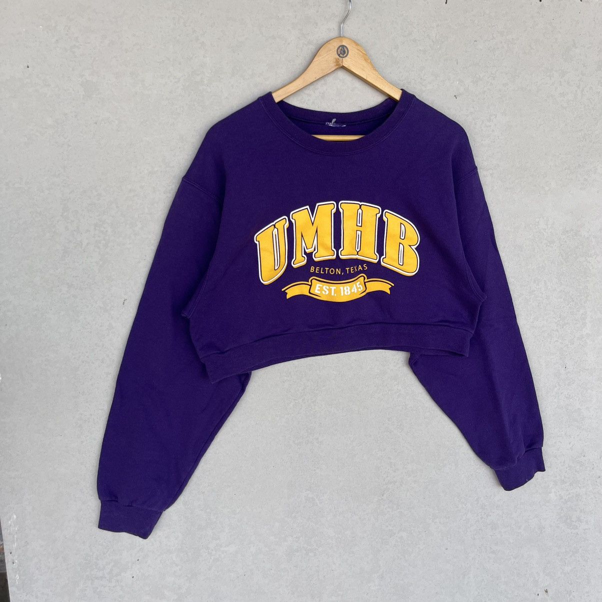 Other Vintage Purple Cropped With Yellow Lettering Size XS Size XS / US 0-2 / IT 36-38 - 3 Thumbnail