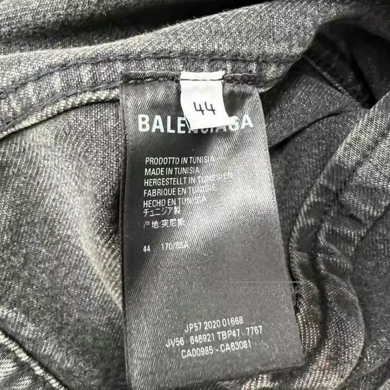 Balenciaga Balenciaga Back Castle Pattern Denim Jacket Size US S / EU 44-46 / 1 - 4 Thumbnail