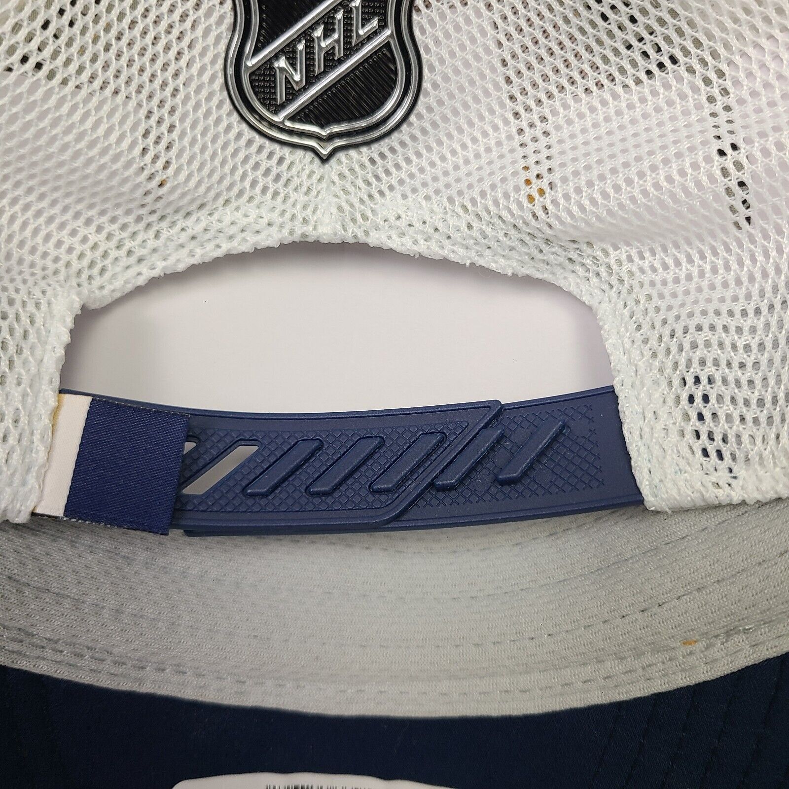 Other Nashville Predators Hat 2023-24 NHL Authentic Pro Draft Mesh Size ONE SIZE - 6 Thumbnail