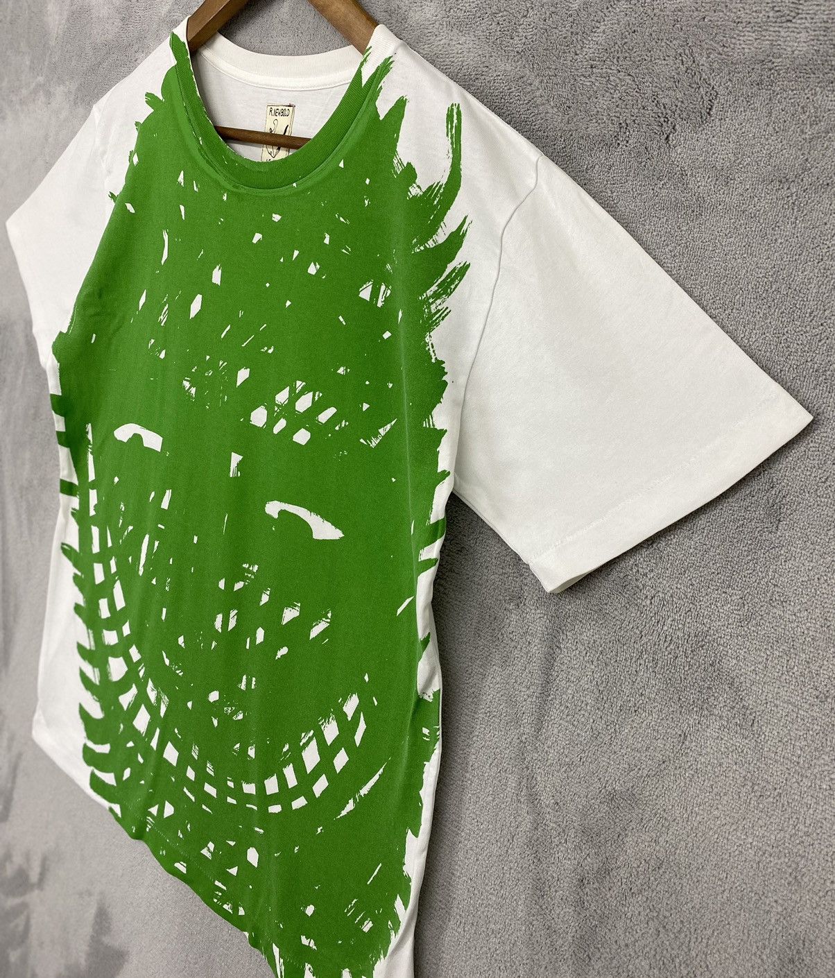 R.Newbold 🔥RARE🔥 R.Newbold ❌ Le Gun Tees Size US L / EU 52-54 / 3 - 2 Thumbnail