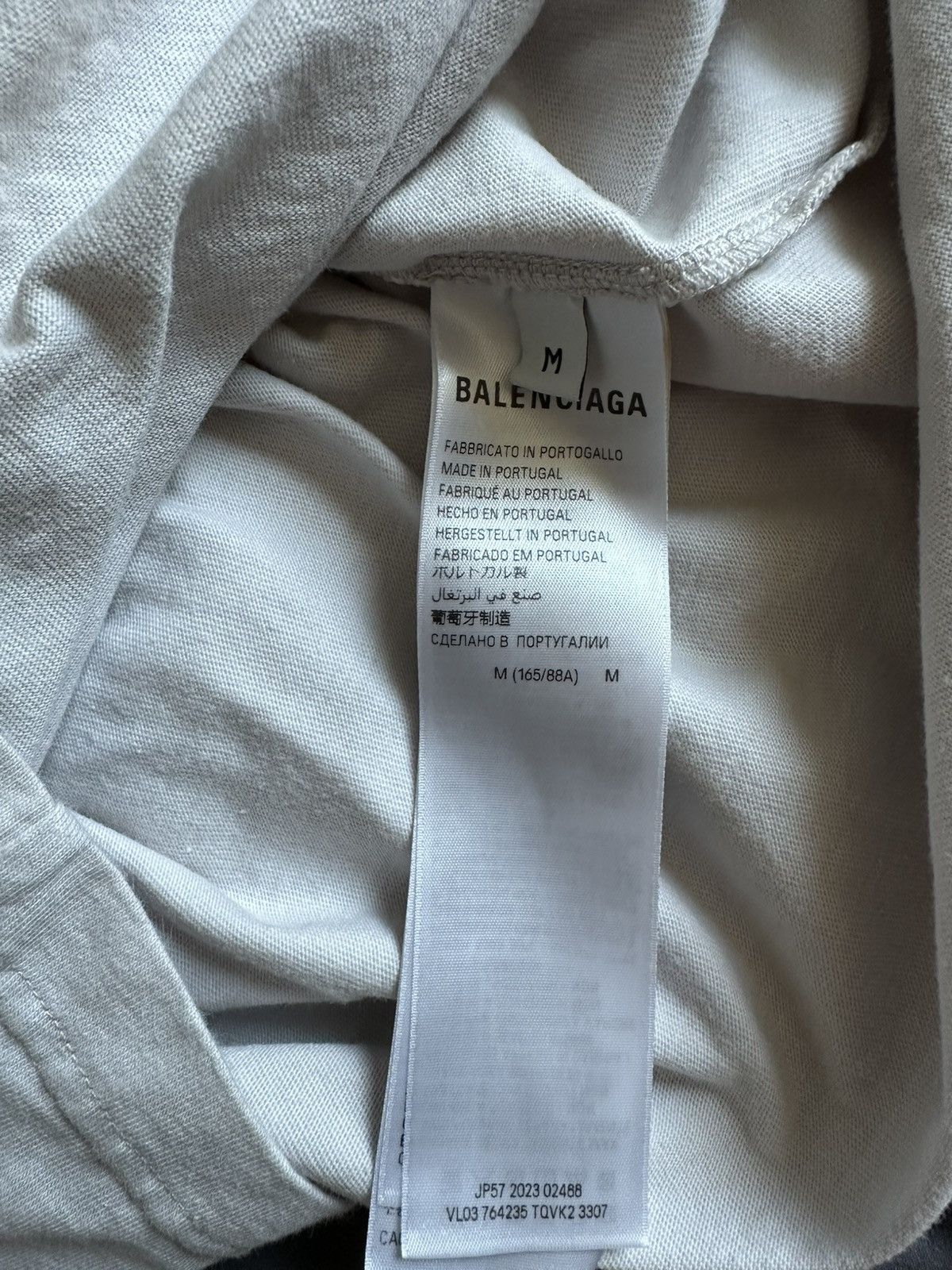 Balenciaga BALENCIAGA LOVE WIFI HEART LOGO TEE – WHITE – SIZE M Size US M / EU 48-50 / 2 - 8 Thumbnail