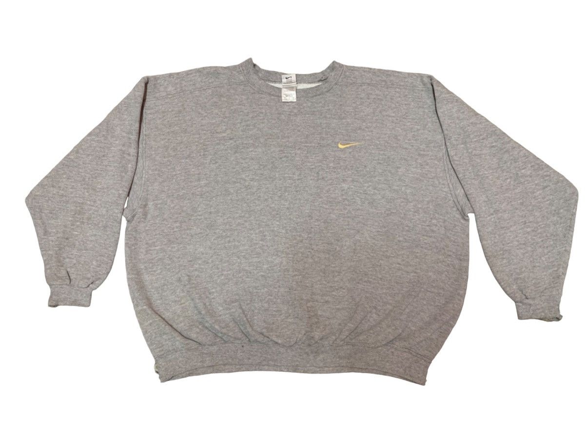 Nike 90s NIKE GREY TAG SWEATSHIRT SMALL SWOOSH Size US XL / EU 56 / 4 - 1 Thumbnail