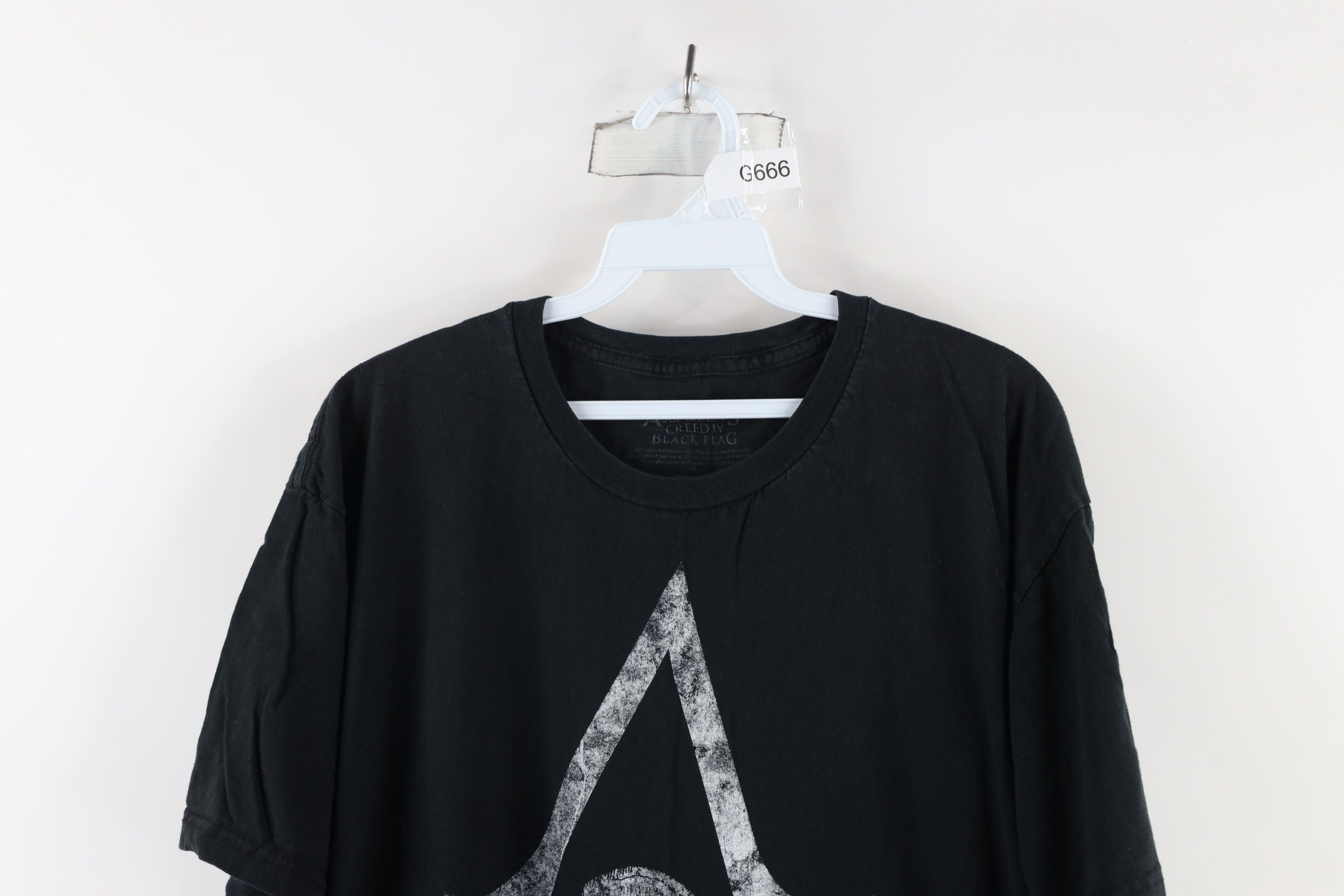 Vintage Vintage Y2K Assassins Creed IV Black Flag Video Game T-Shirt Size US XL / EU 56 / 4 - 2 Thumbnail