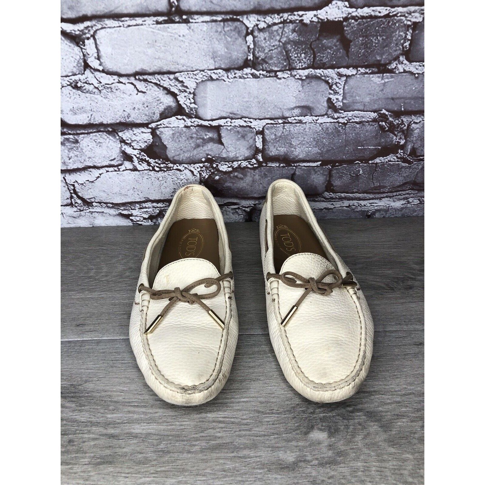 Tod's Tod’s Ivory Cream Leather Gommino Driving Moccasin Shoes Wom Size US 9.5 / IT 39.5 - 17 Thumbnail