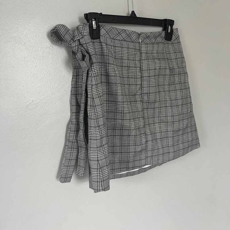 Designer Sadie & Sage Women's Black & White Plaid Wrap Skirt Small Size 27" / US 4 / IT 40 - 4 Thumbnail