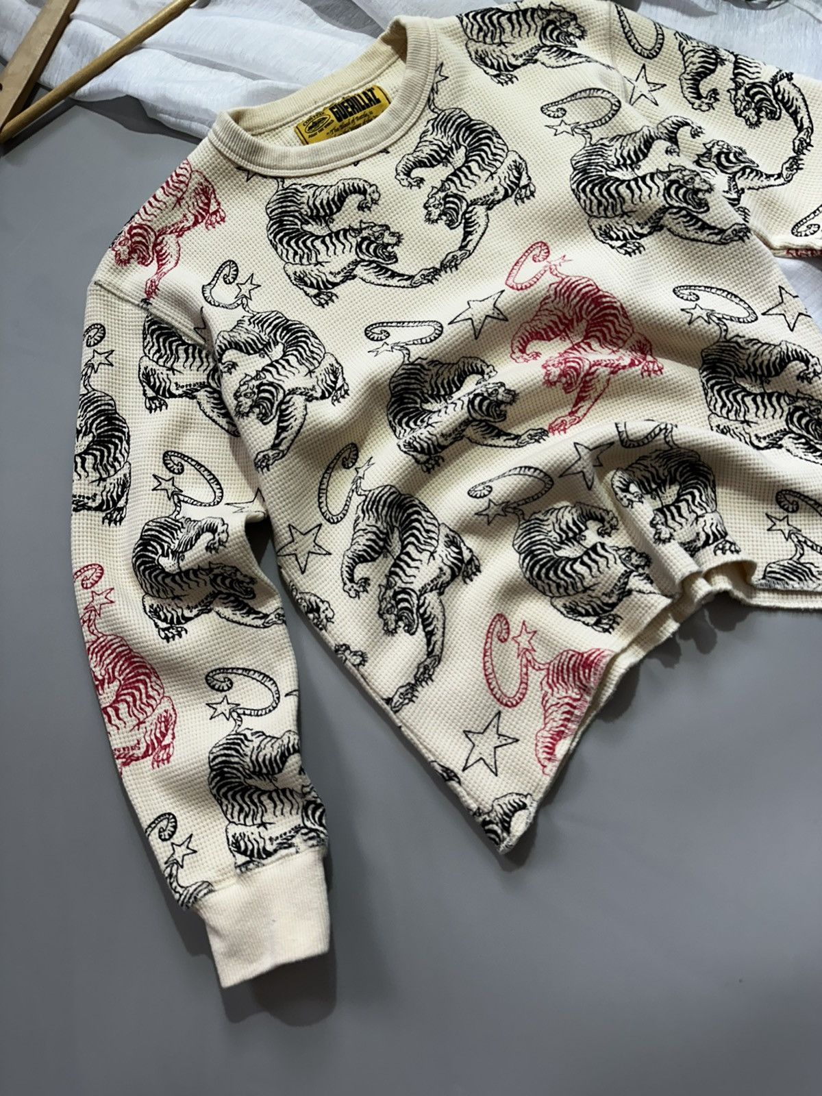 Corteiz Corteiz RTW Guerillaz Tiger All-over Print Waffle Knit Long Size S / US 4 / IT 40 - 2 Thumbnail