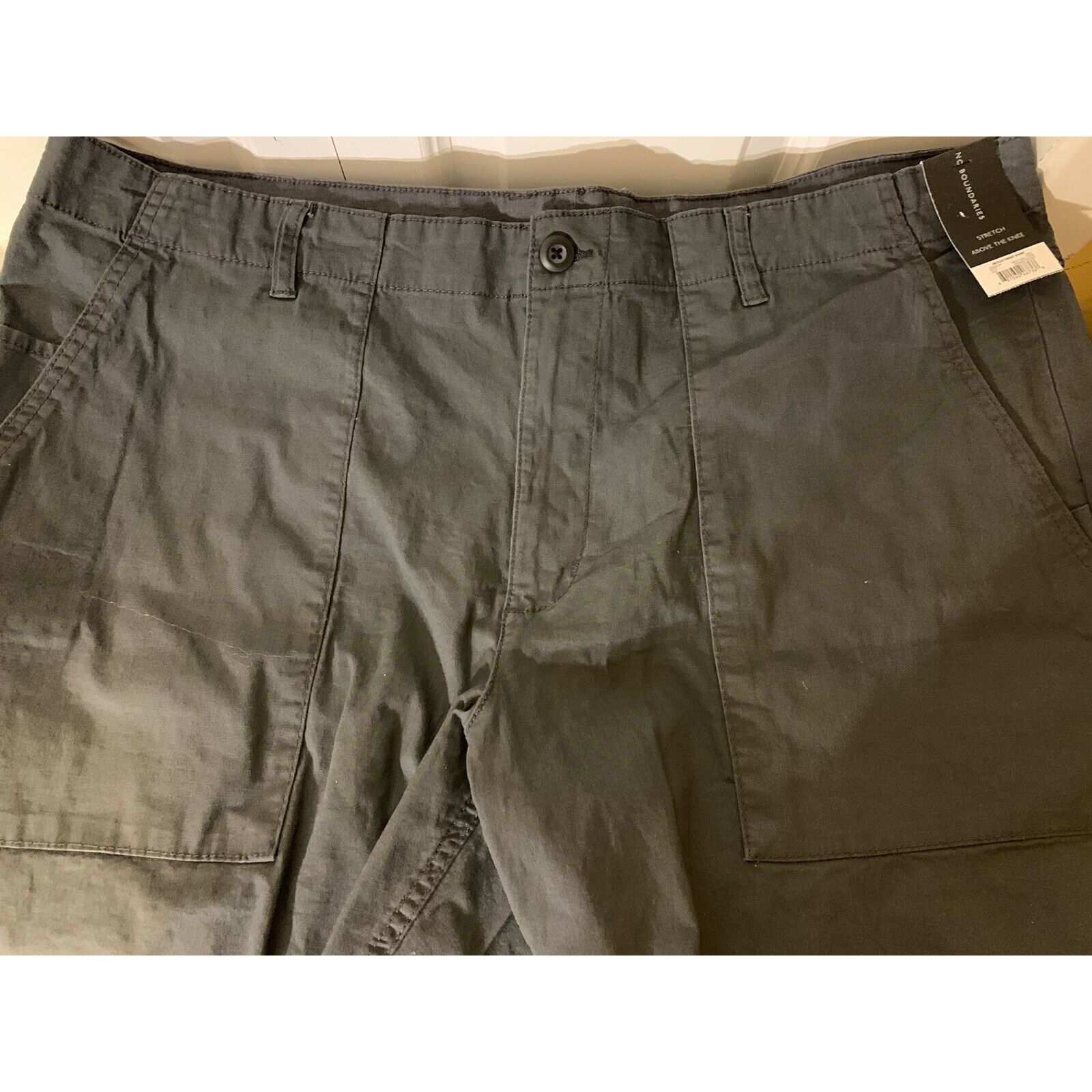 Other No Boundaries Men's Sz 44 Stretch Flat Front Shorts (Above t Size US 44 / EU 60 - 6 Thumbnail