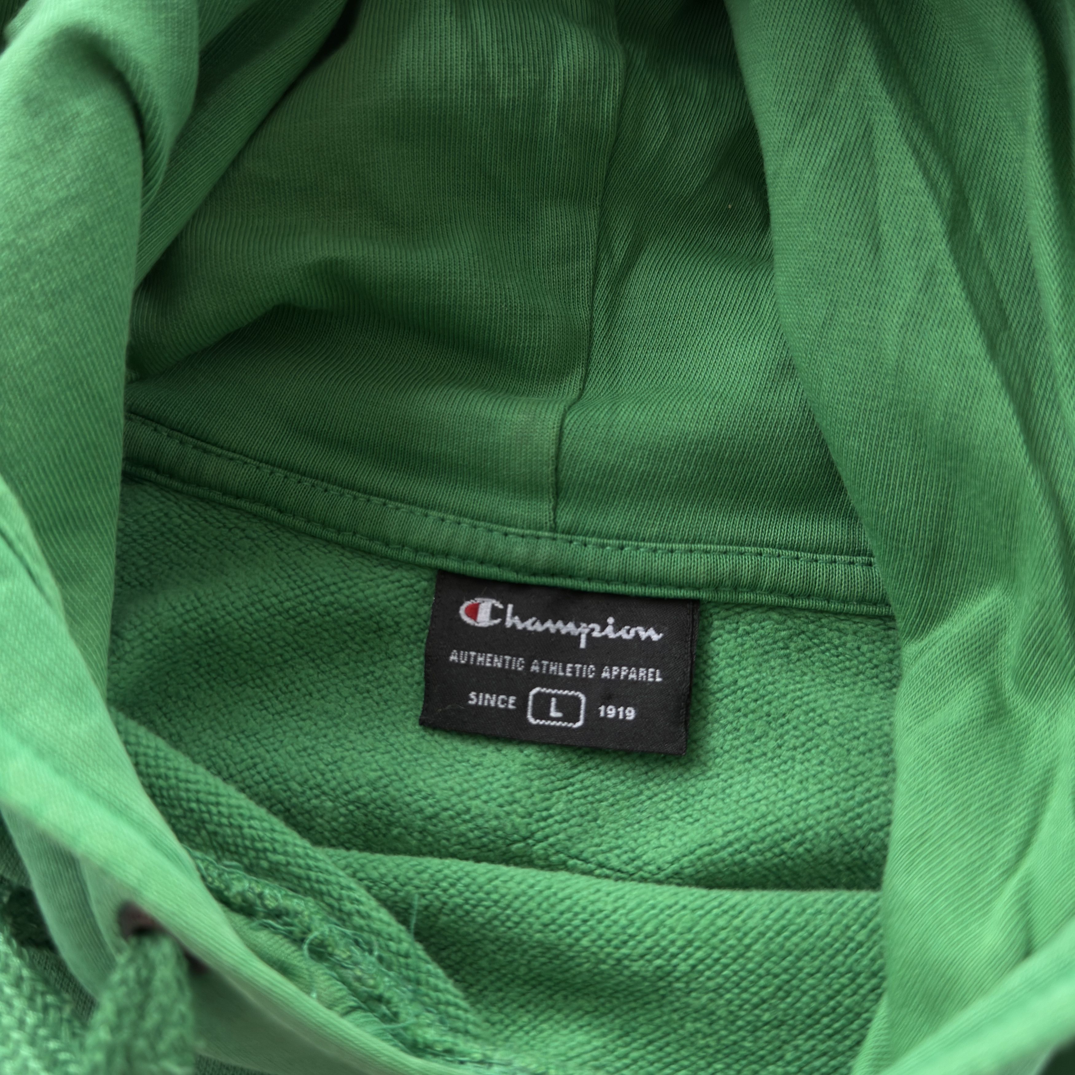 Champion Vintage 90s Champion Celtic Hooded Sweatshirt Size US L / EU 52-54 / 3 - 5 Thumbnail