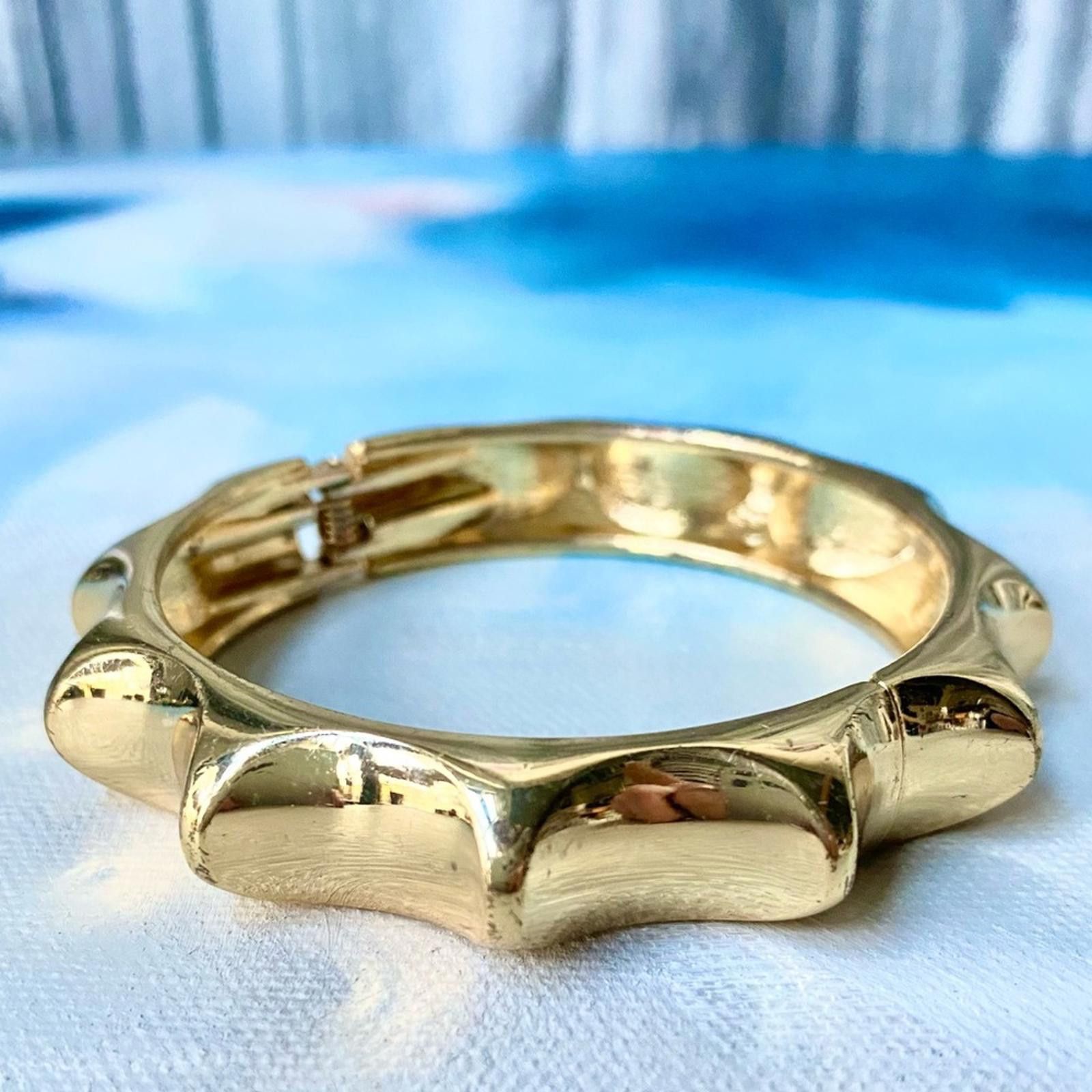 Other Vintage Chunky Gold Bamboo Hinged Bangle Bracelet Clamp Cuff Size ONE SIZE - 5 Thumbnail