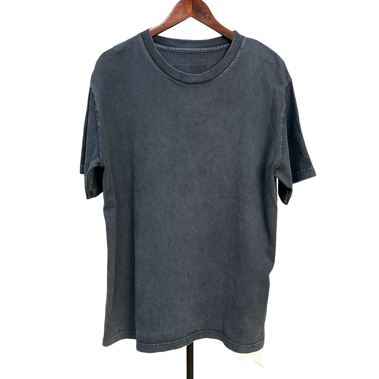 Louis Vuitton Louis Vuitton Staples Edition Logo T-Shirt US XL Size US XL / EU 56 / 4 - 1 Thumbnail