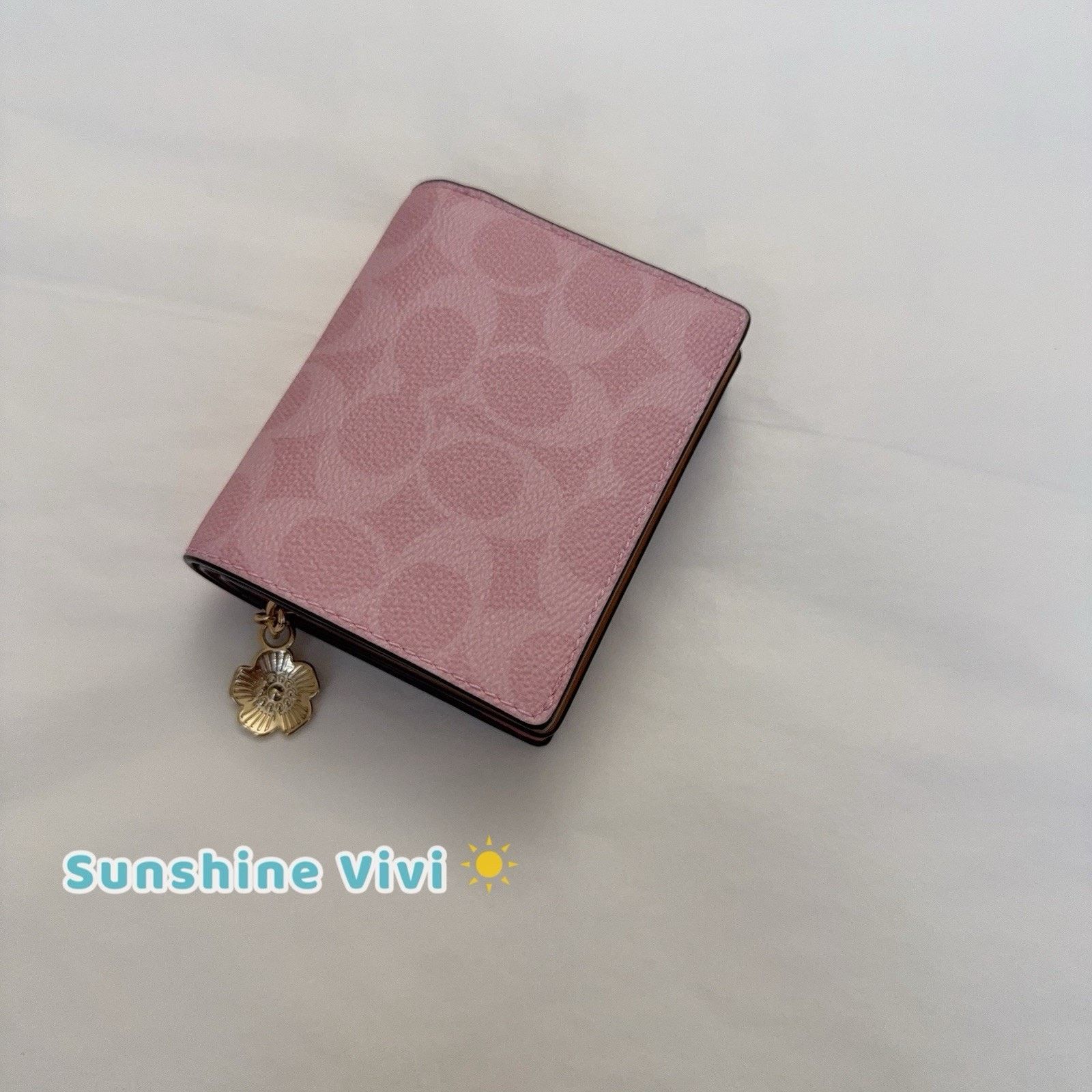 Coach NWT Coach Snap Wallet Signature Charm CEC34 Gold/Powder Pink Size ONE SIZE - 4 Thumbnail